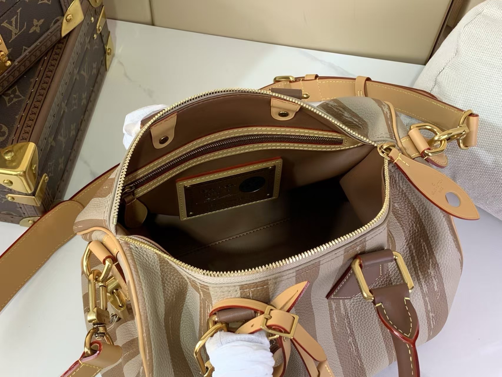LOUIS VUITTON Speedy P9 Bandoulière 30 
