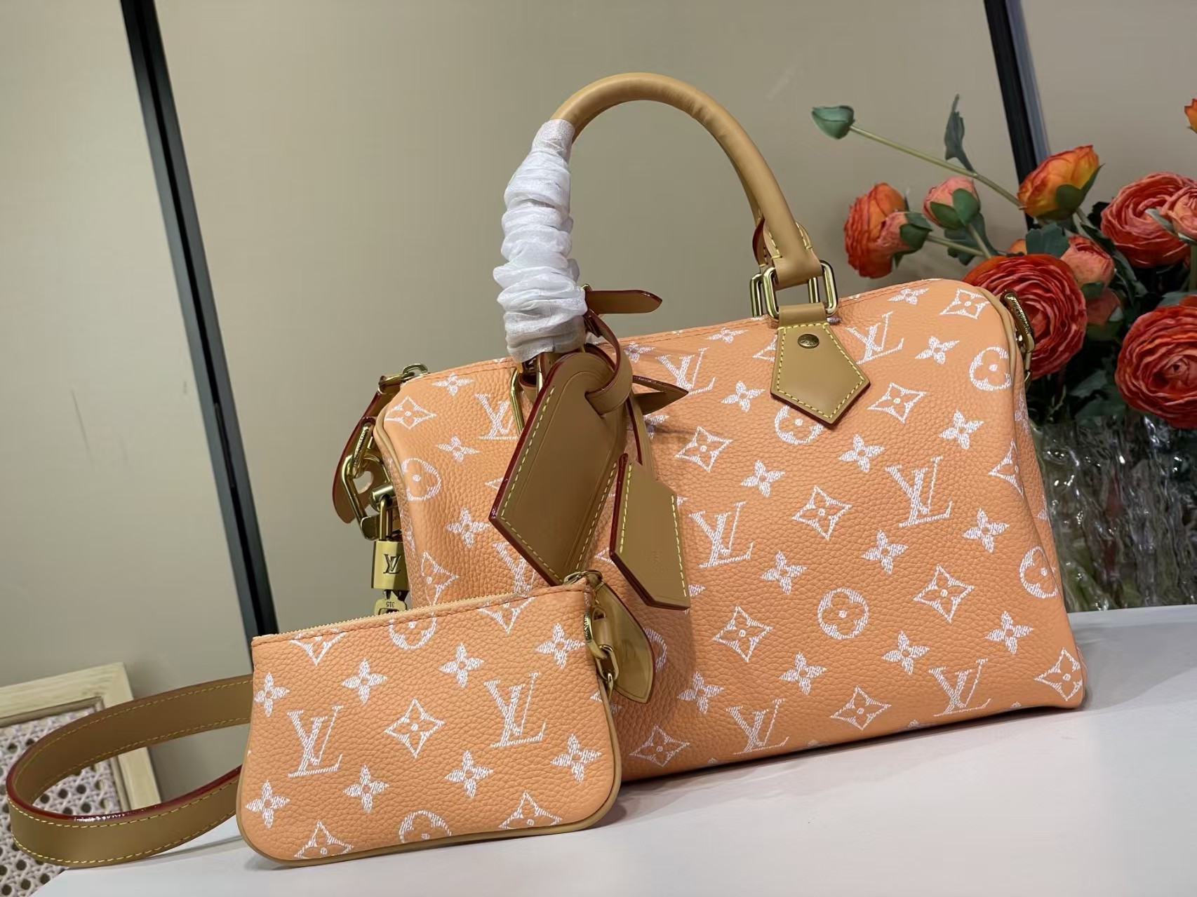 LOUIS VUITTON Speedy P9 Bandoulière 25 Orange