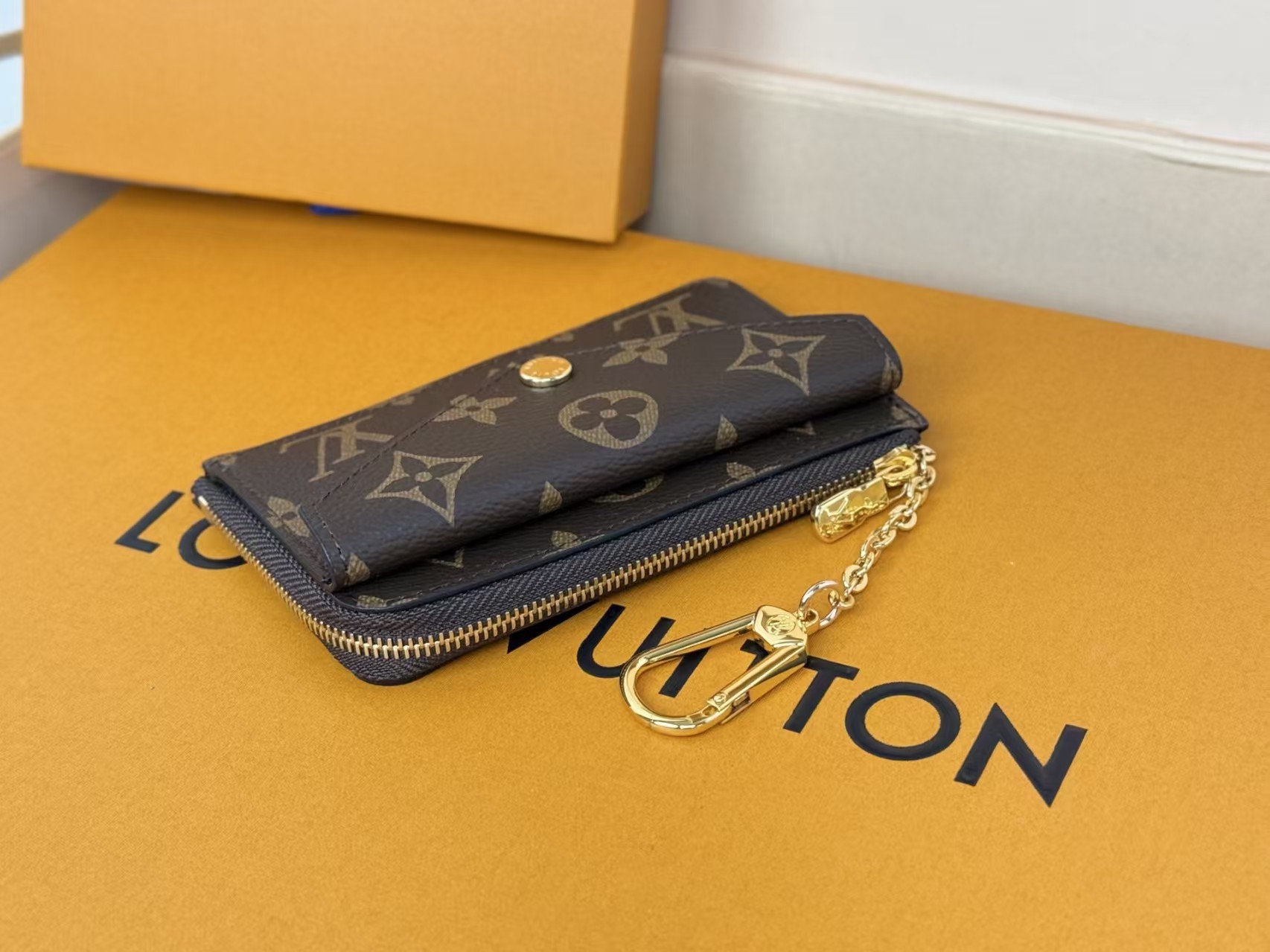 Louis Vuitton Card Holder Recto Verso Monogram Canvas - Wallets