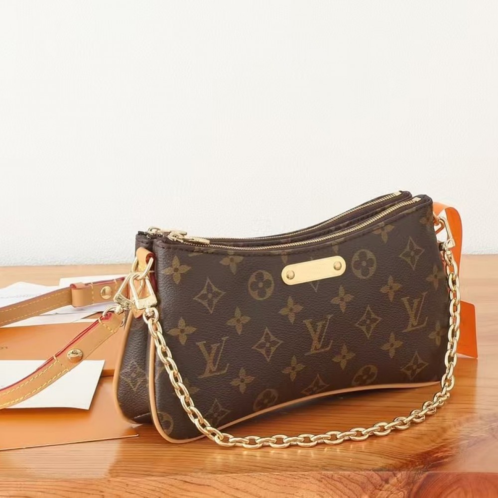 Louis Vuitton Pochette Liv Monogram -Handbags