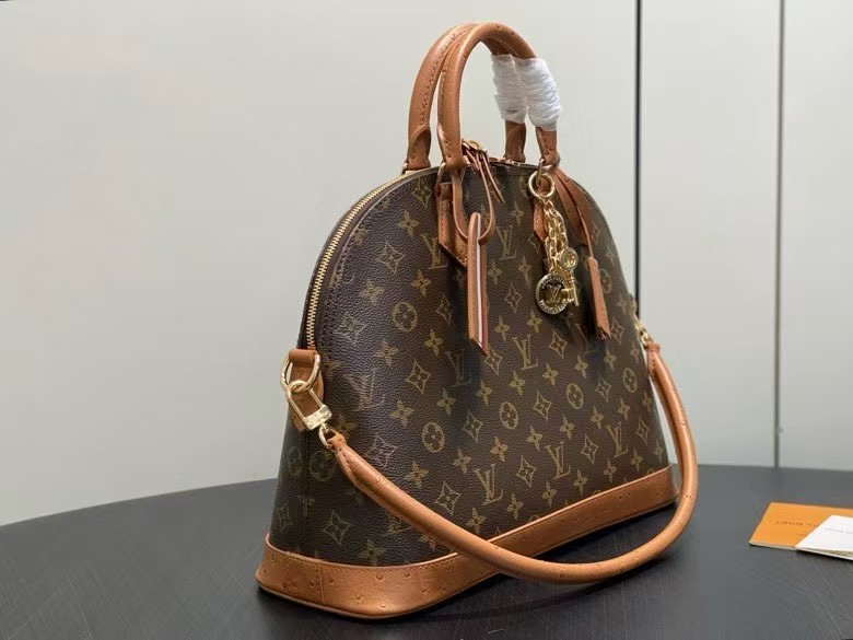LOUIS VUITTON Alma MM Soft Celebration