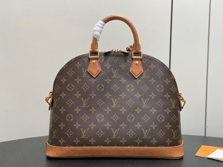LOUIS VUITTON Alma MM Soft Celebration