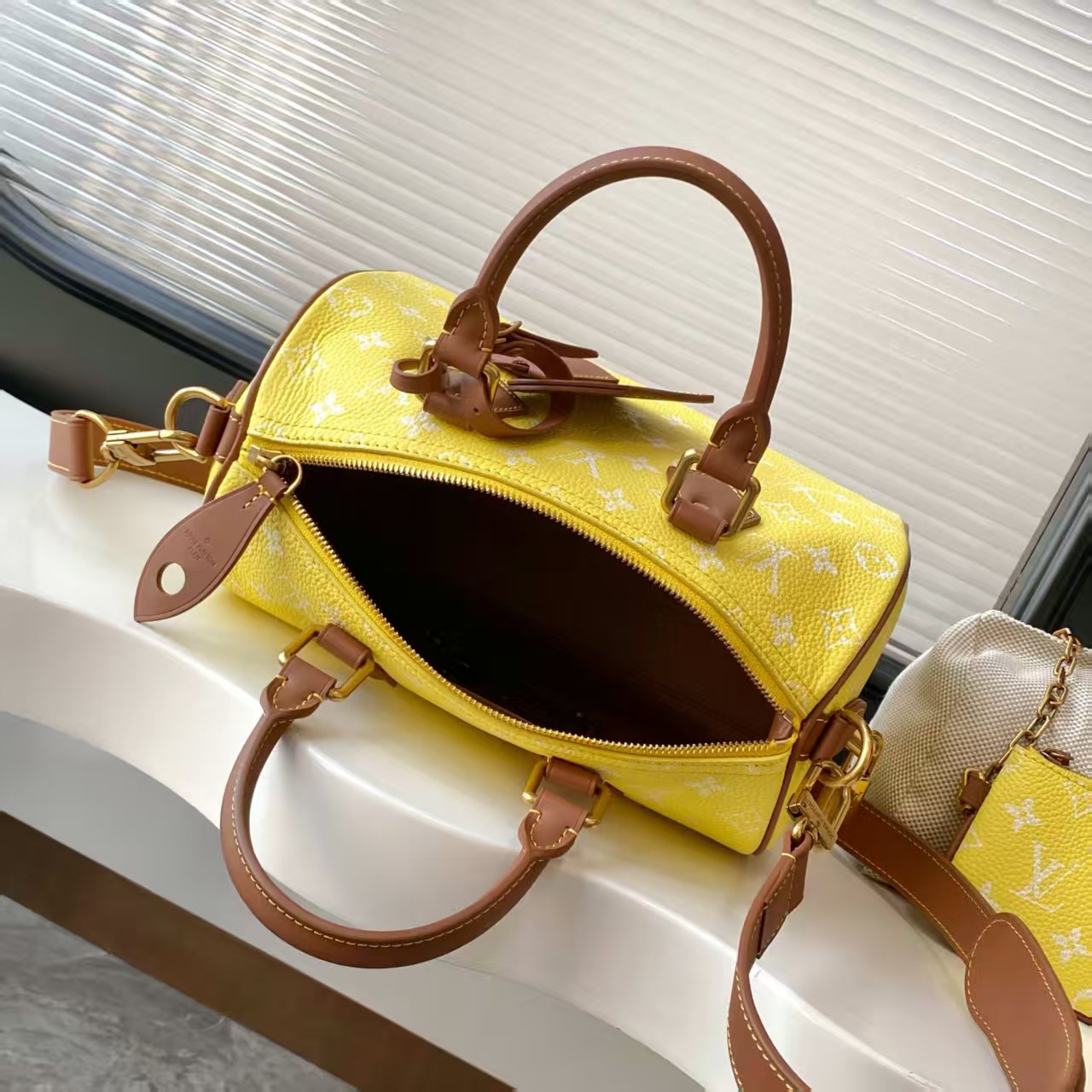 Louis Vuitton Speedy P9 Bandoulière 25 Lemonade