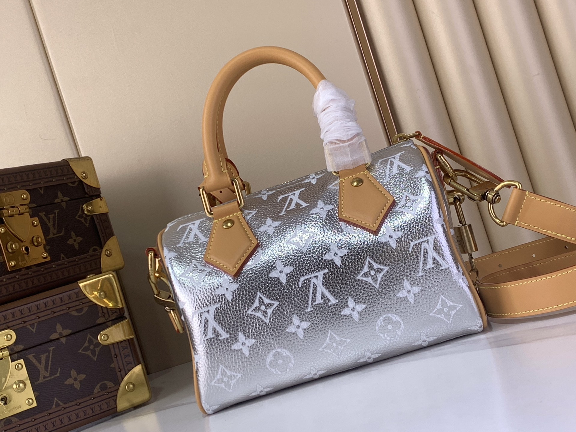 Louis Vuitton Speedy P9 Bandoulière 20 Silver