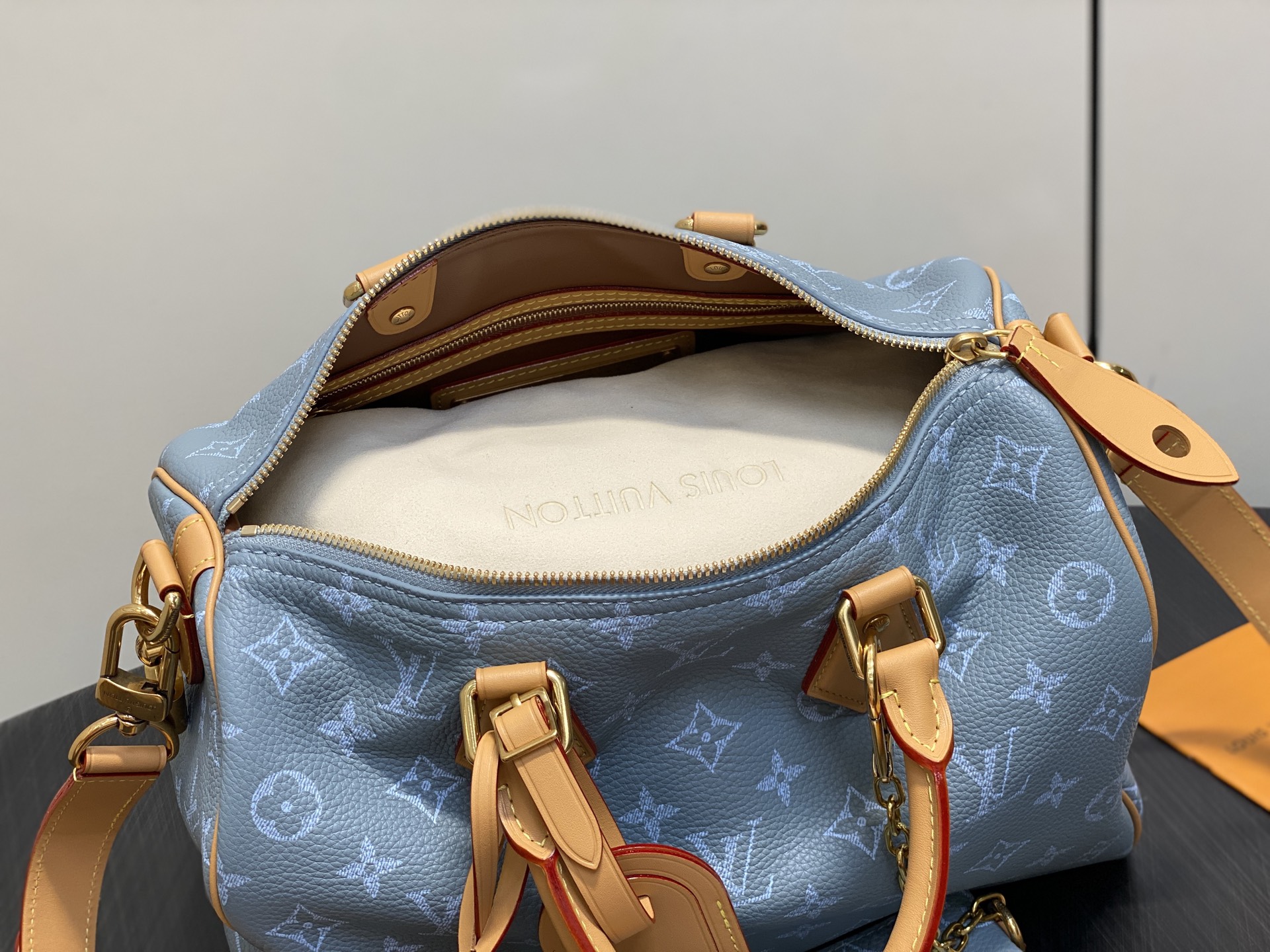  Louis Vuitton Speedy P9 Bandouliere 30 Blue