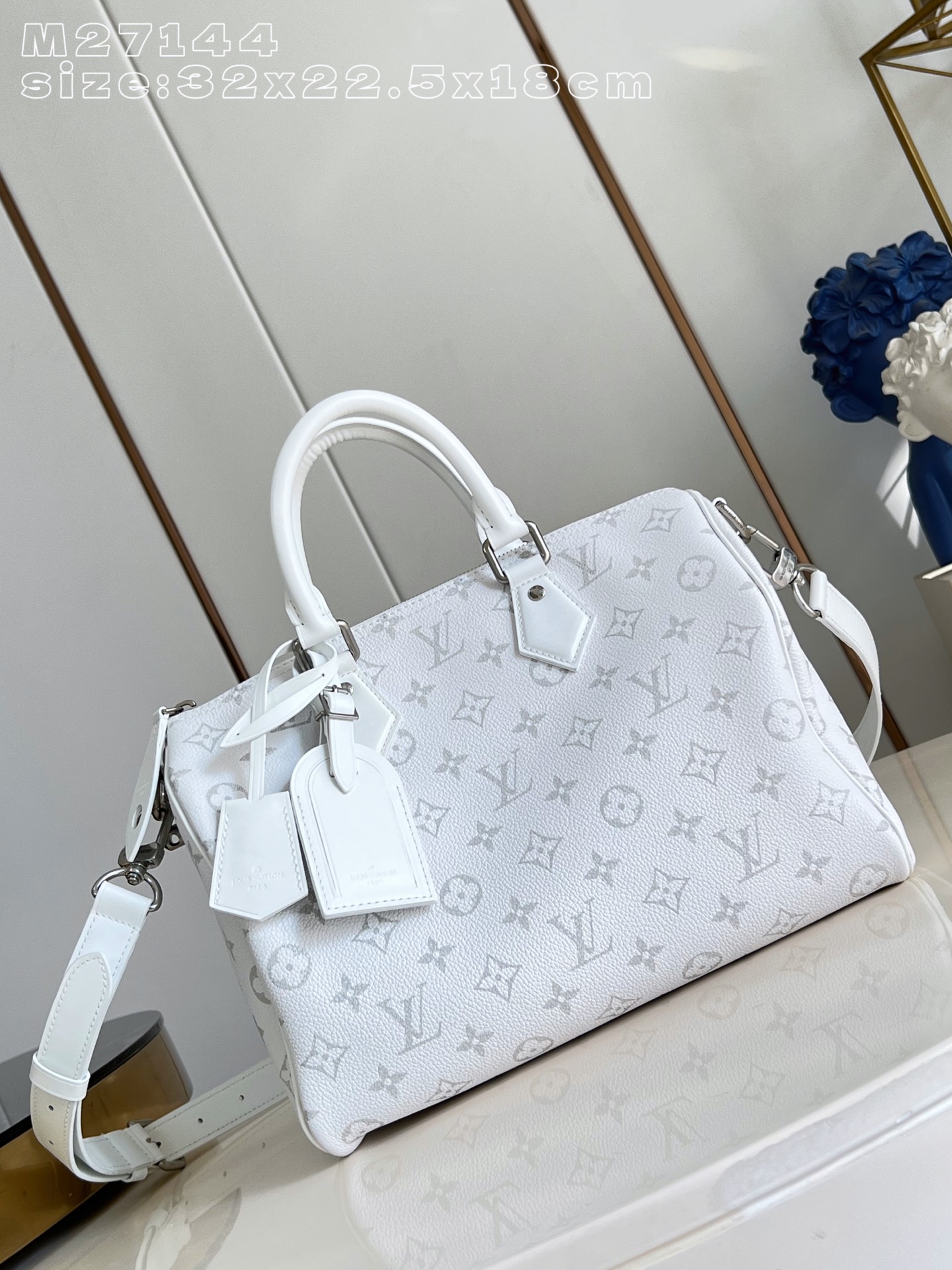 Louis Vuitton Speedy P9 Bandouliere 30 White