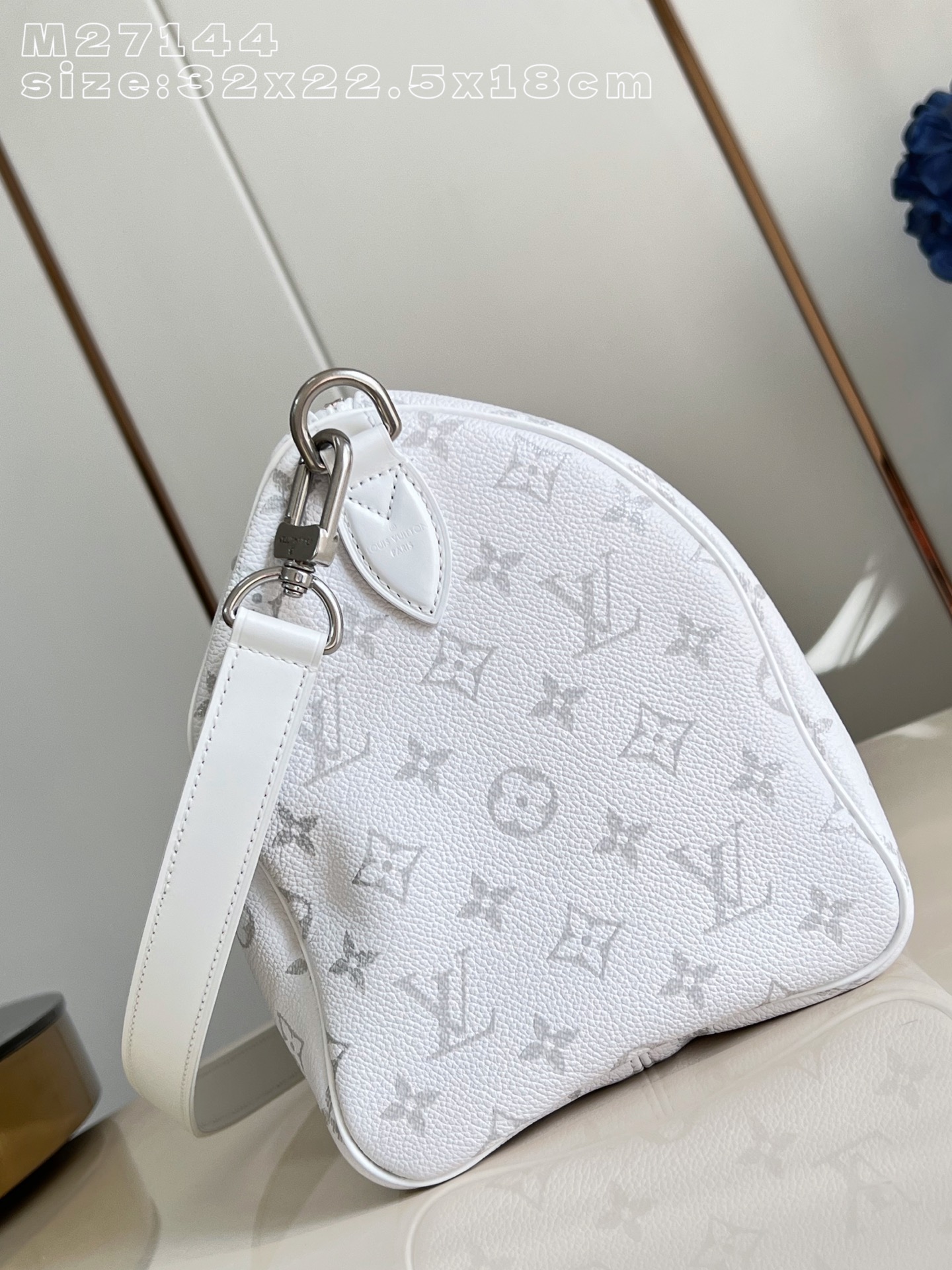 Louis Vuitton Speedy P9 Bandouliere 30 White