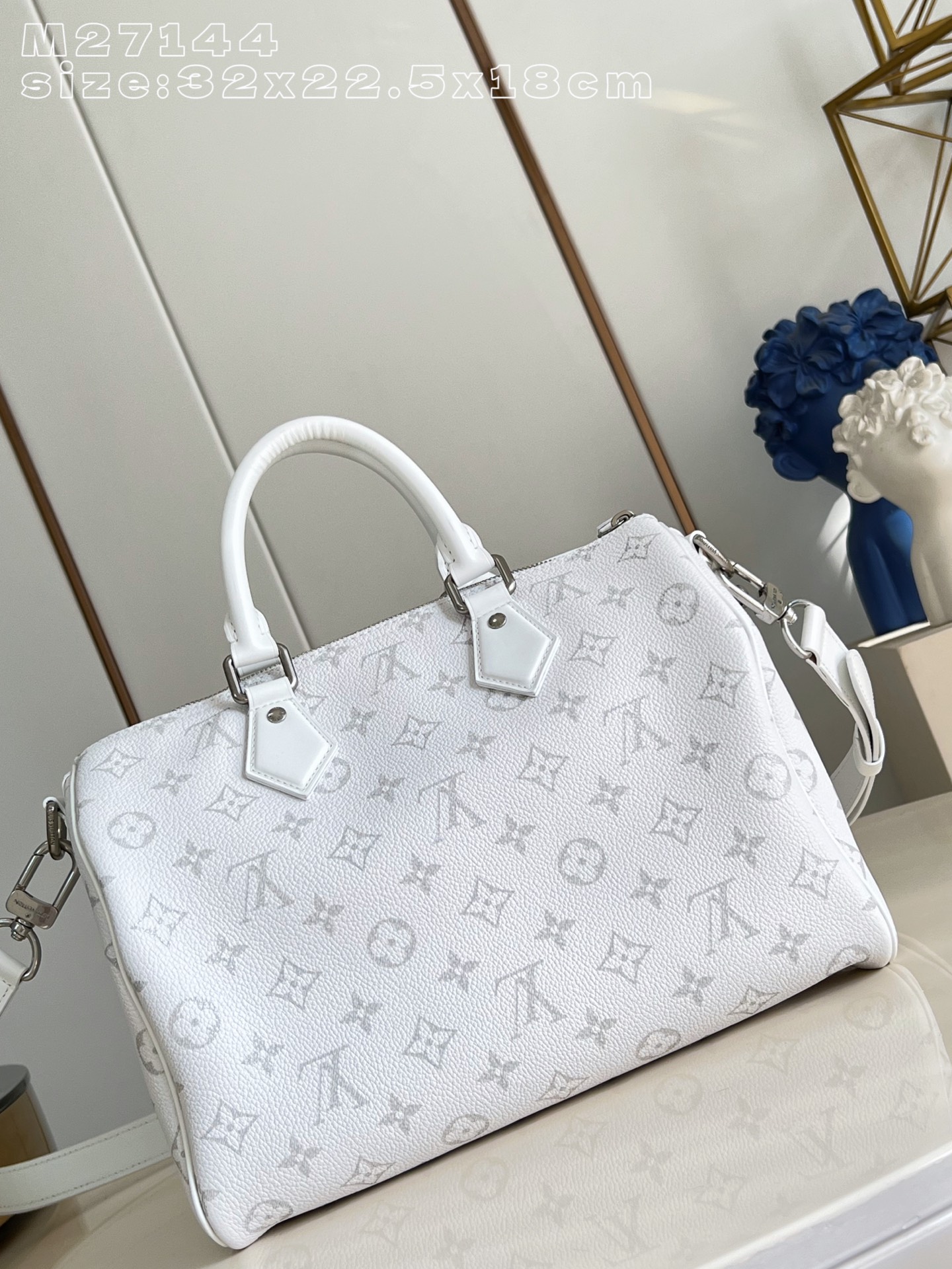 Louis Vuitton Speedy P9 Bandouliere 30 White