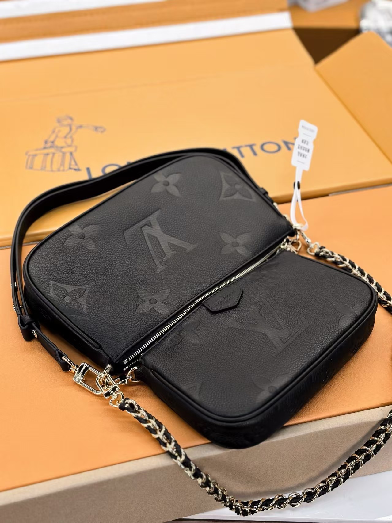 Louis Vuitton Multi Pochette Accessoires Monogram Empreinte Leather