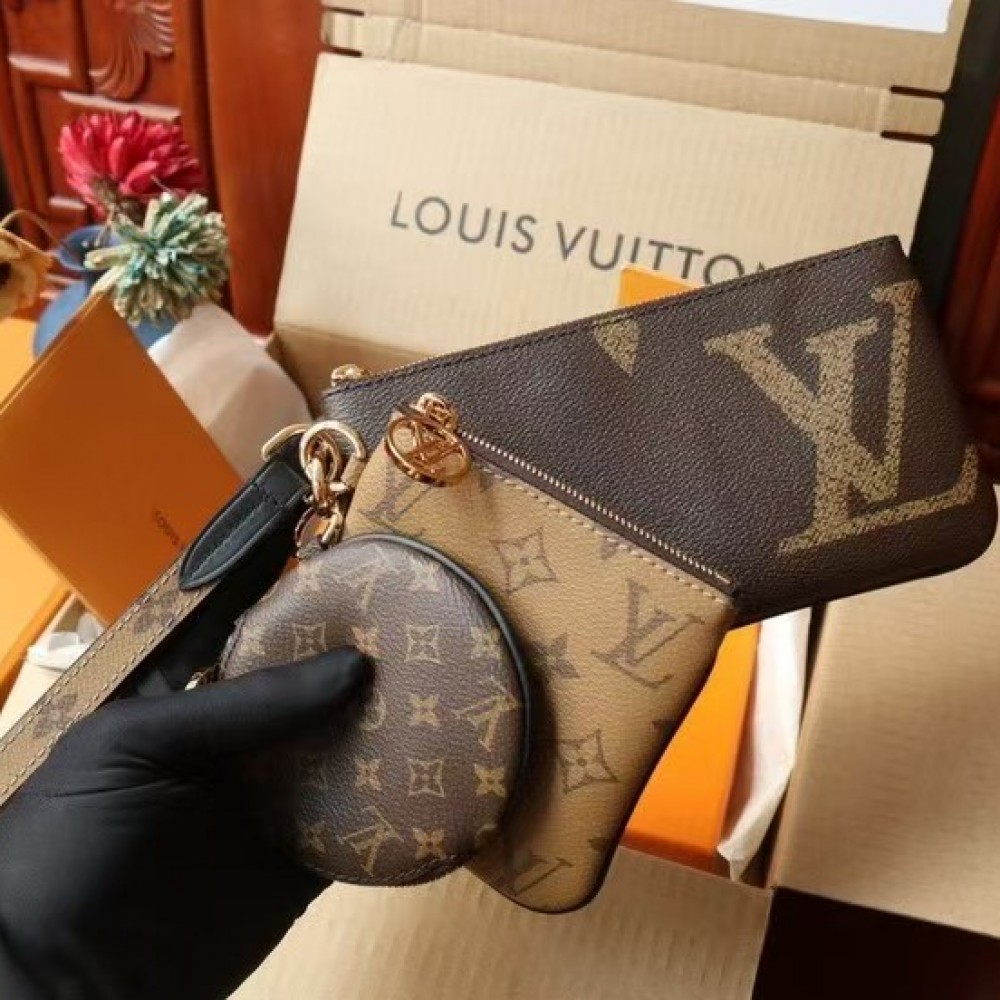 Louis Vuitton PochetteTrio Wristlet Pouch