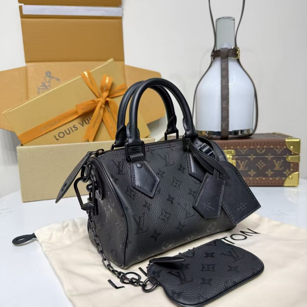 Louis Vuitton Speedy P9 Bandouliere 20 Black