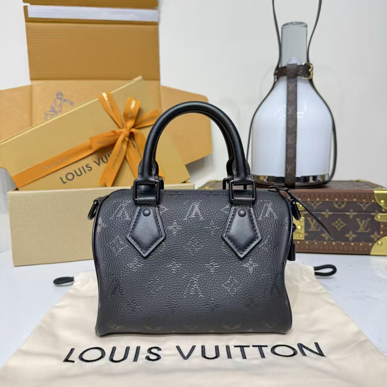 Louis Vuitton Speedy P9 Bandouliere 20 Black