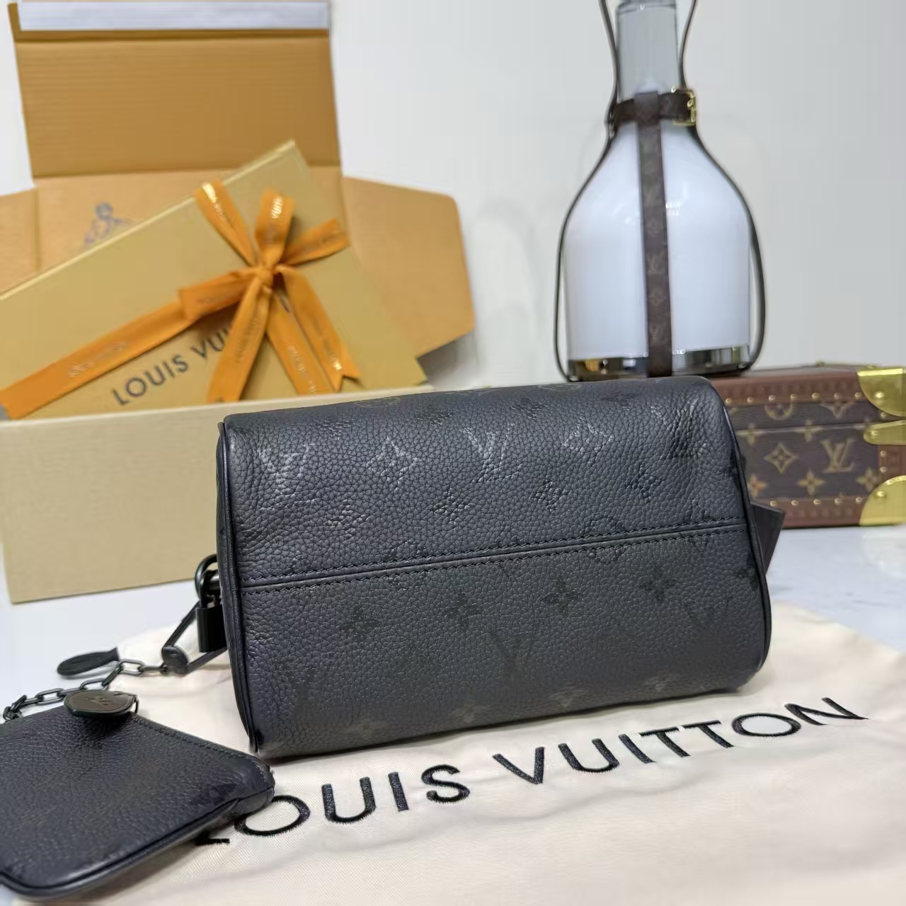 Louis Vuitton Speedy P9 Bandouliere 20 Black