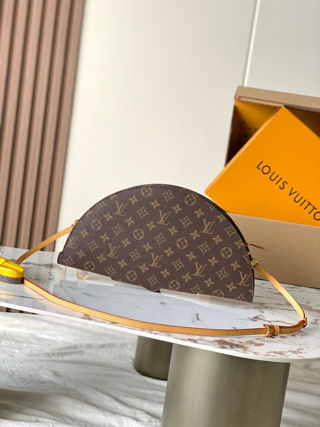 Louis Vuitton LV Fan Monogram - Handbags