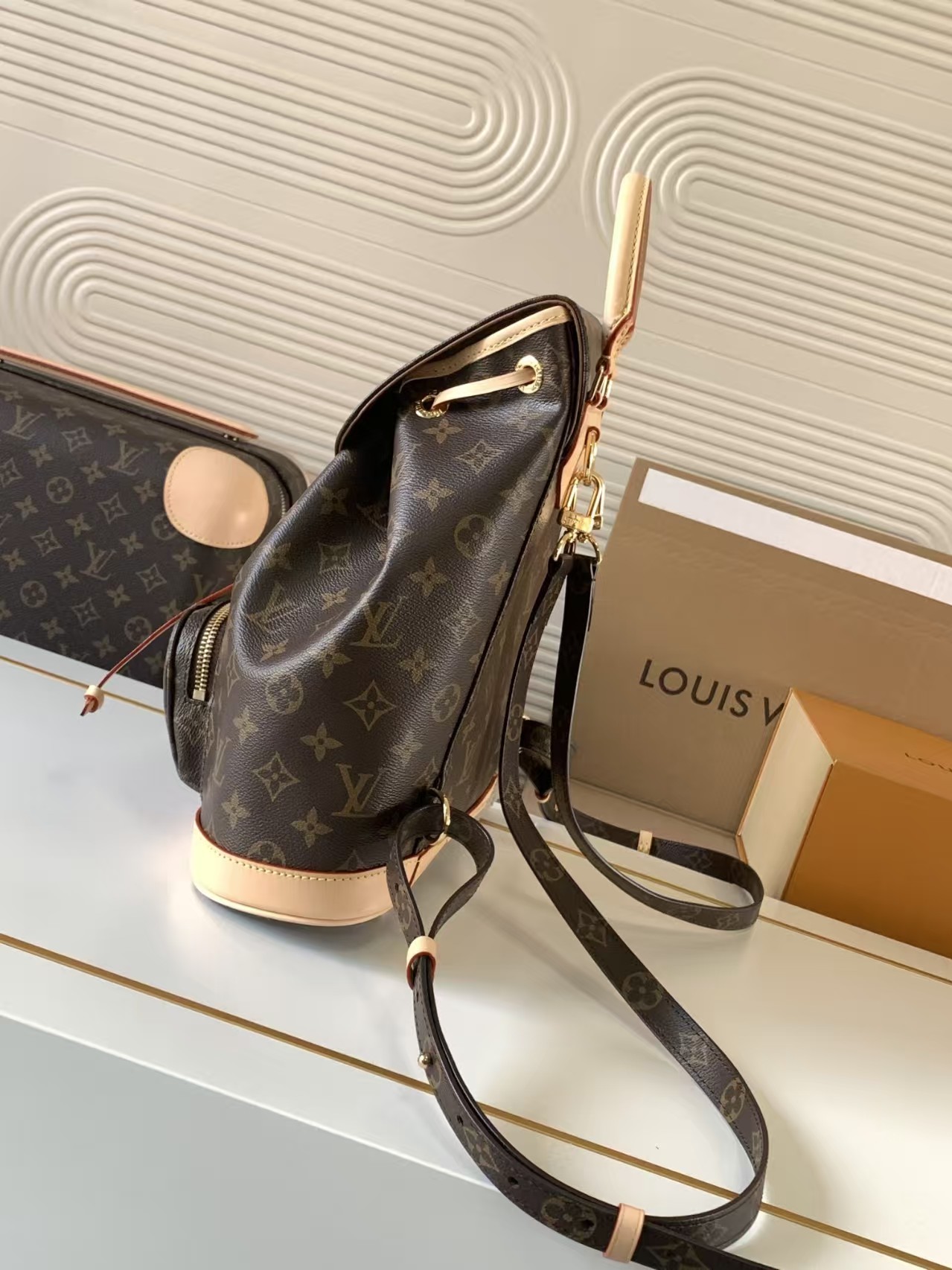 Louis Vuitton Montsouris PM Monogram -Handbags