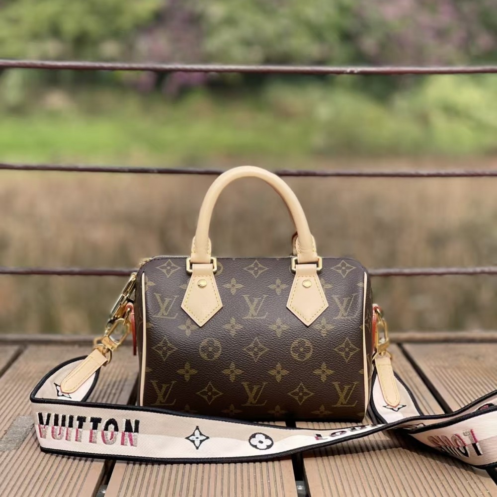Louis Vuitton Speedy Bandouliere 20 Monogram
