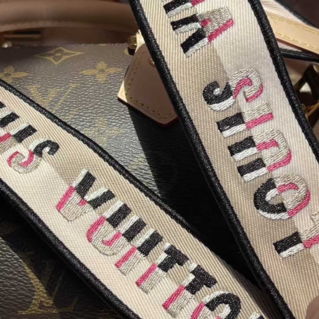 Louis Vuitton Speedy Bandouliere 20 Monogram