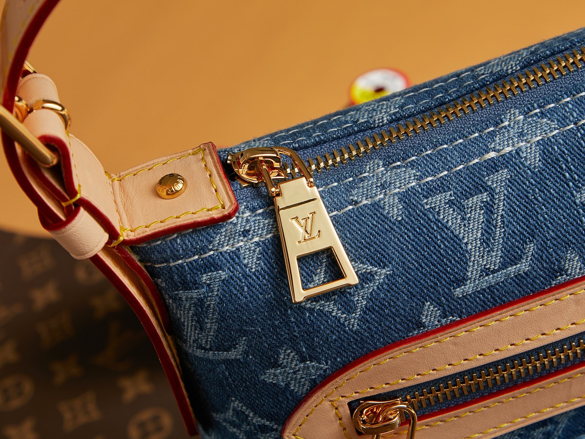 Louis Vuitton Baggy Monogram Denim -Bleu Denim