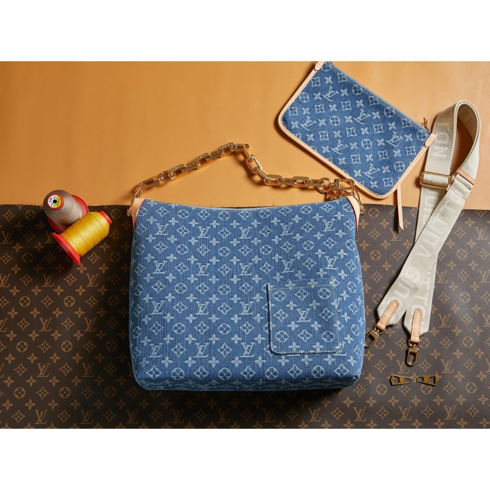 Louis Vuitton Coussin Hobo MM Monogram Denim