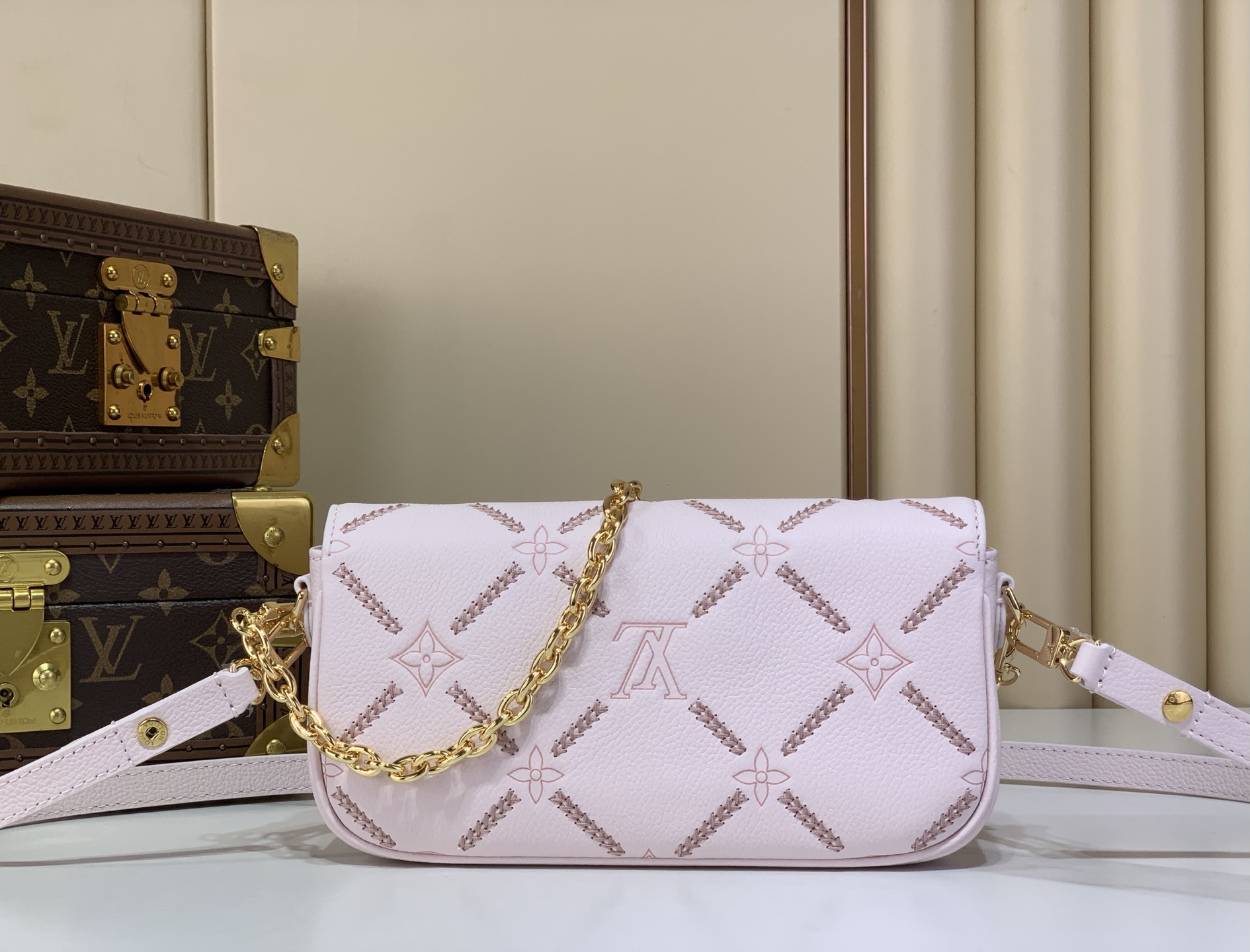 Louis Vuitton Wallet On Chain Ivy Monogram Empreinte Leather