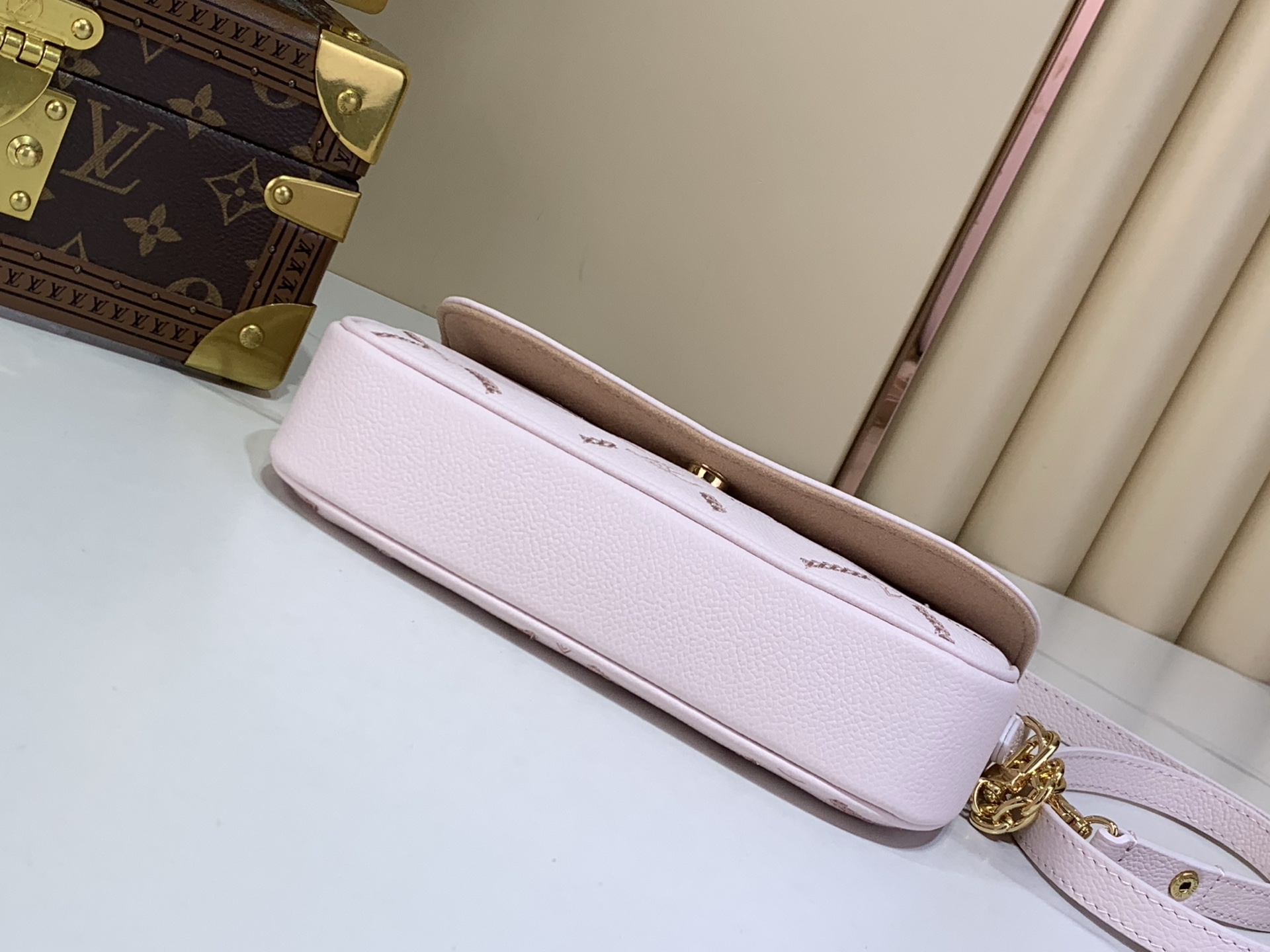 Louis Vuitton Wallet On Chain Ivy Monogram Empreinte Leather