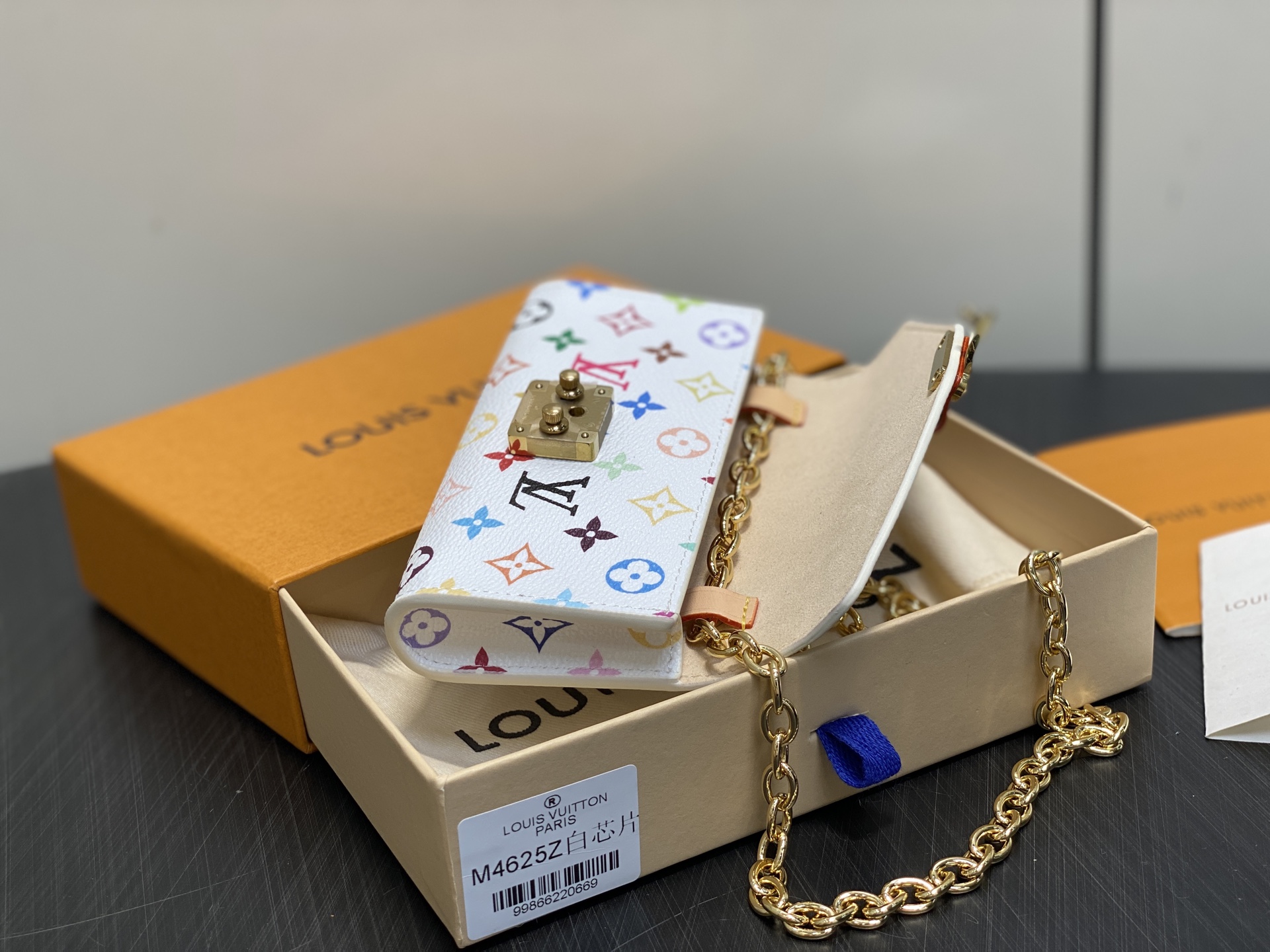 Louis Vuitton x Takashi Murakami  Monogram Pochette Metis