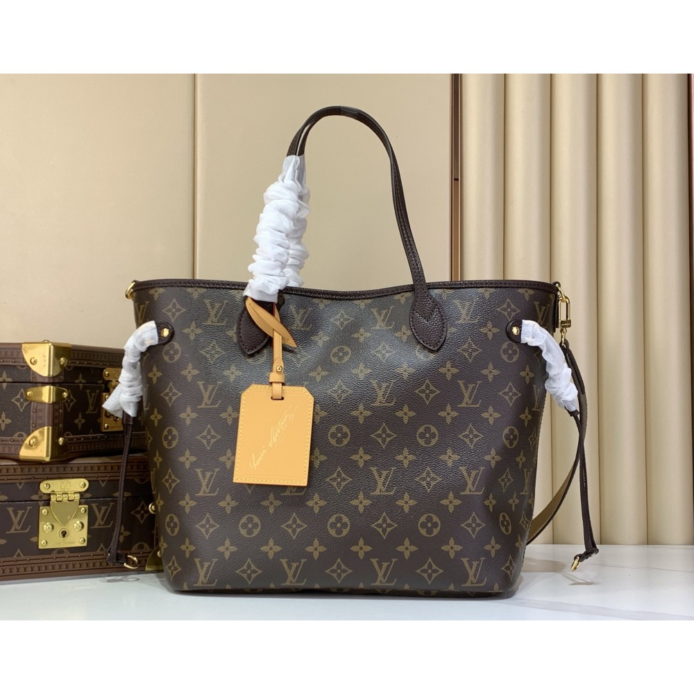 Louis Vuitton Neverfull MM Monogram Canvas Tote Bag
