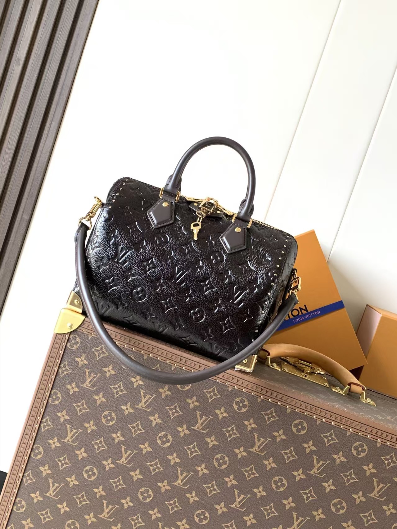 Louis Vuitton Speedy Trunk 25 Fashion Leather
