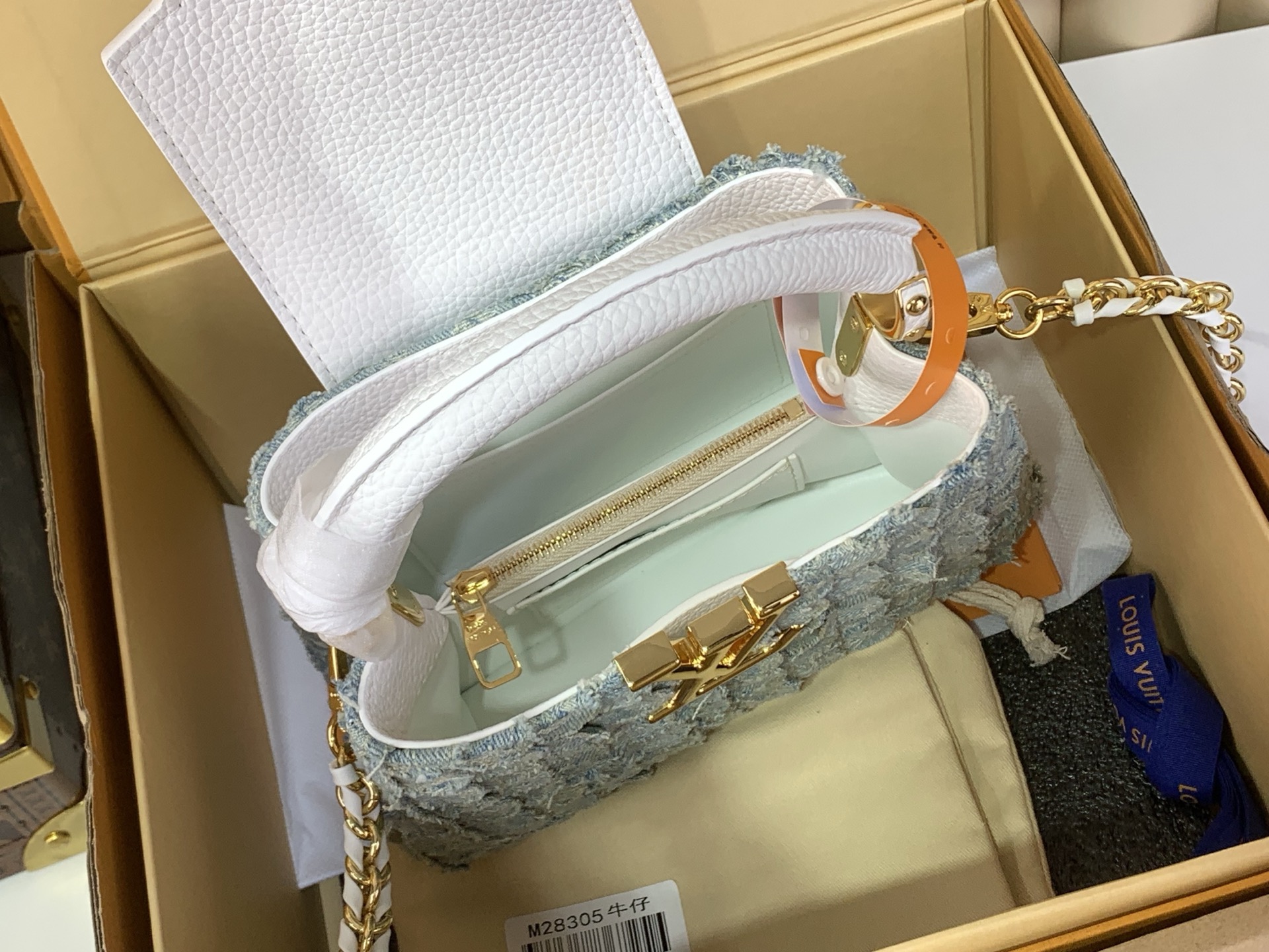 Louis Vuitton Capucines Mini Capucines -Handbags