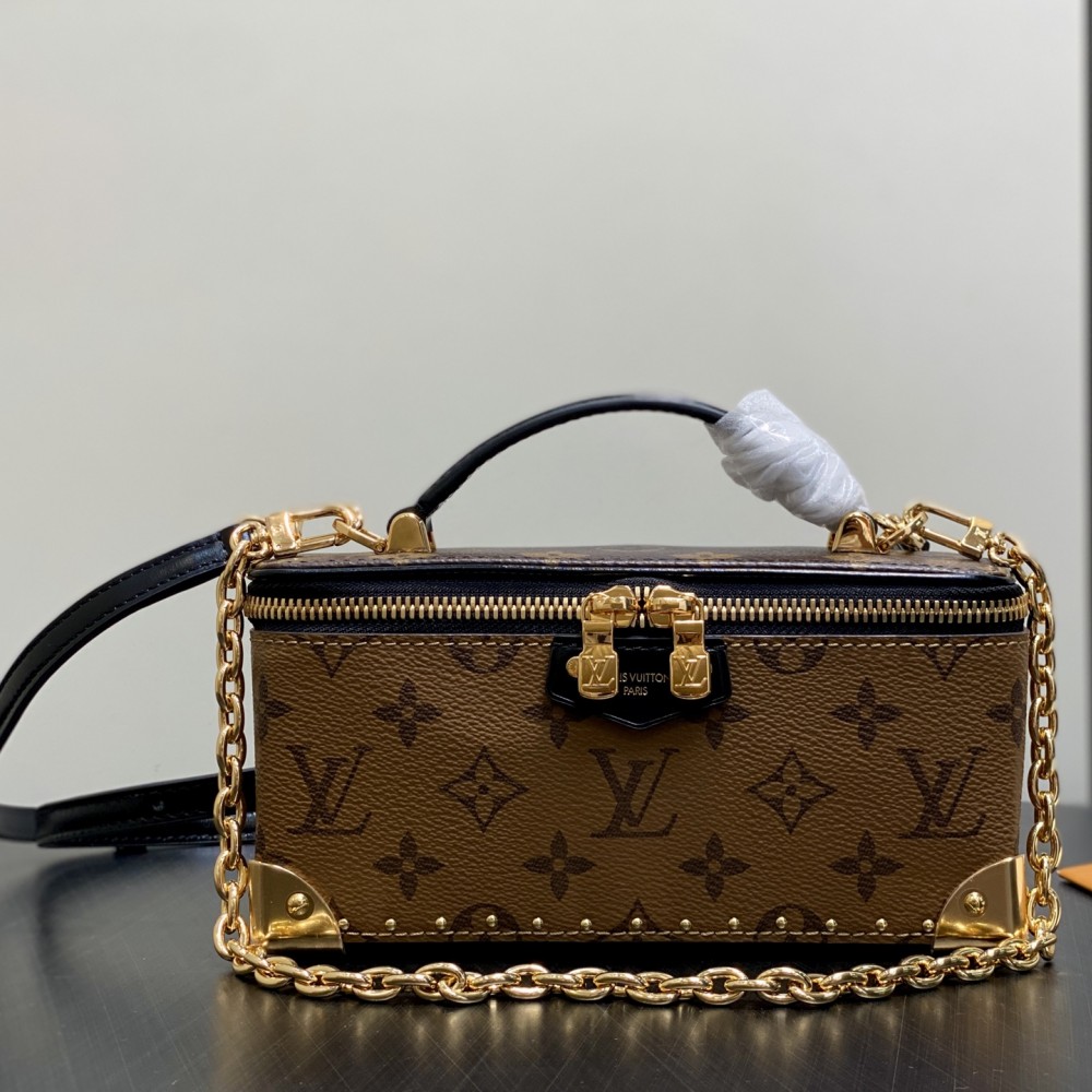 Louis Vuitton Vanity Pouch Trunk Monogram Reverse