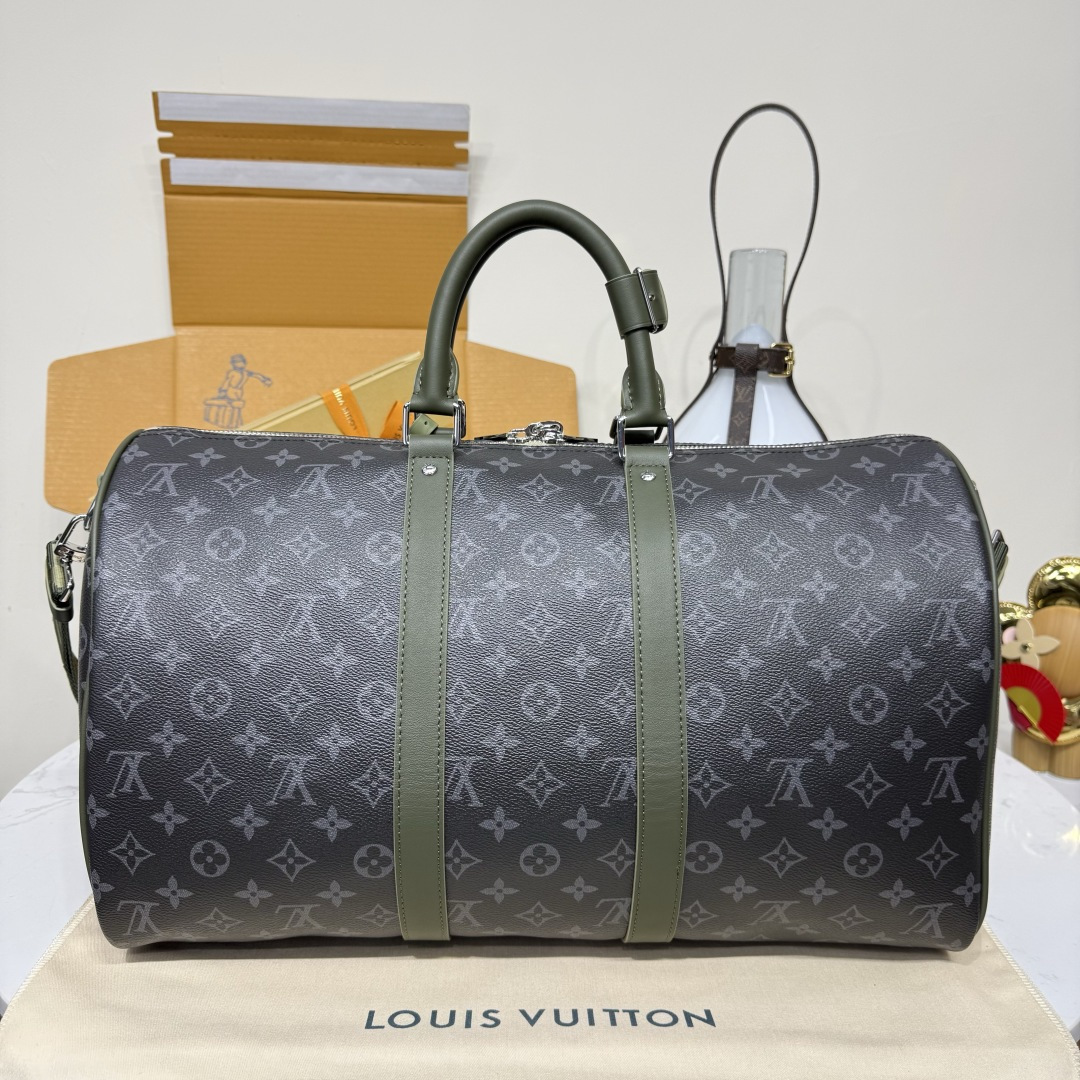 Louis Vuitton Keepall Bandouliere 45 Monogram Eclipse Canvas