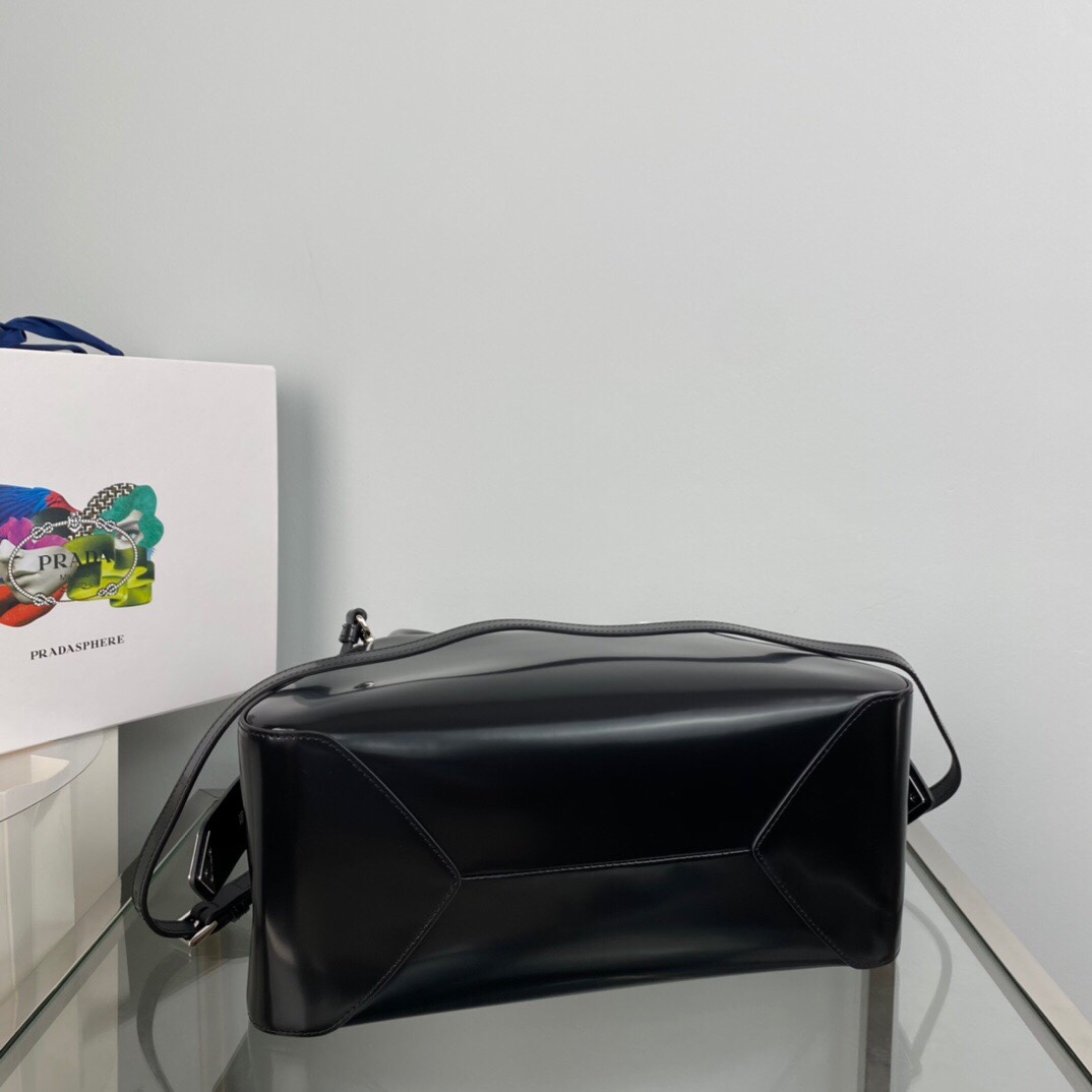 Prada Large Supernova leather tote bag 