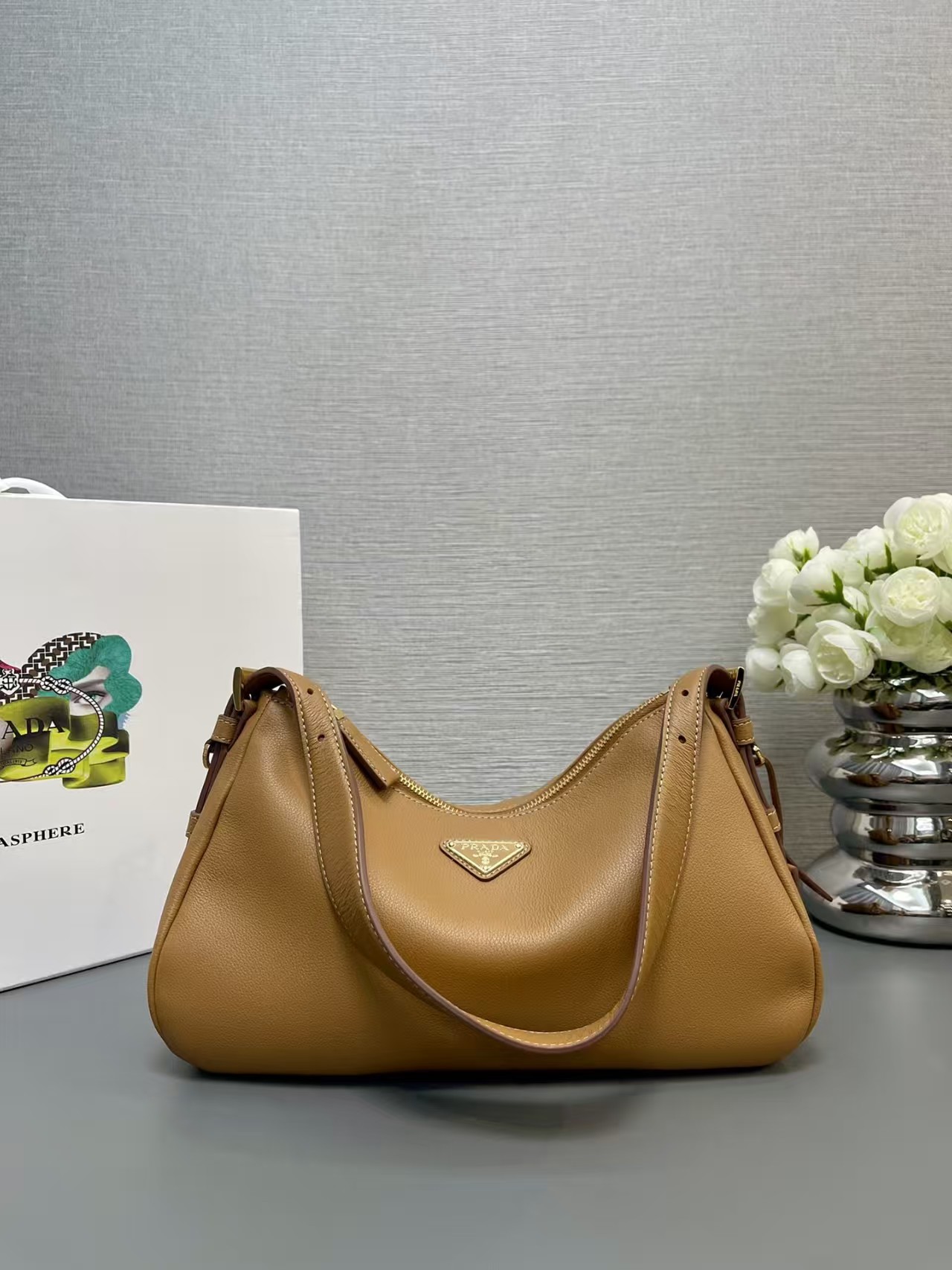 Amber Prada Aimée medium leather shoulder bag Amber Prada Aimée medium leather shoulder bag