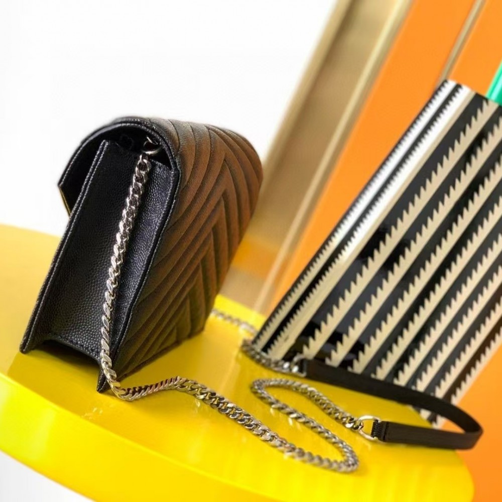 SAINTAURENT ENVELOPE SMALL IN QUILTED GRAIN DE POUDRE EMBOSSED LEATHER SMALL 