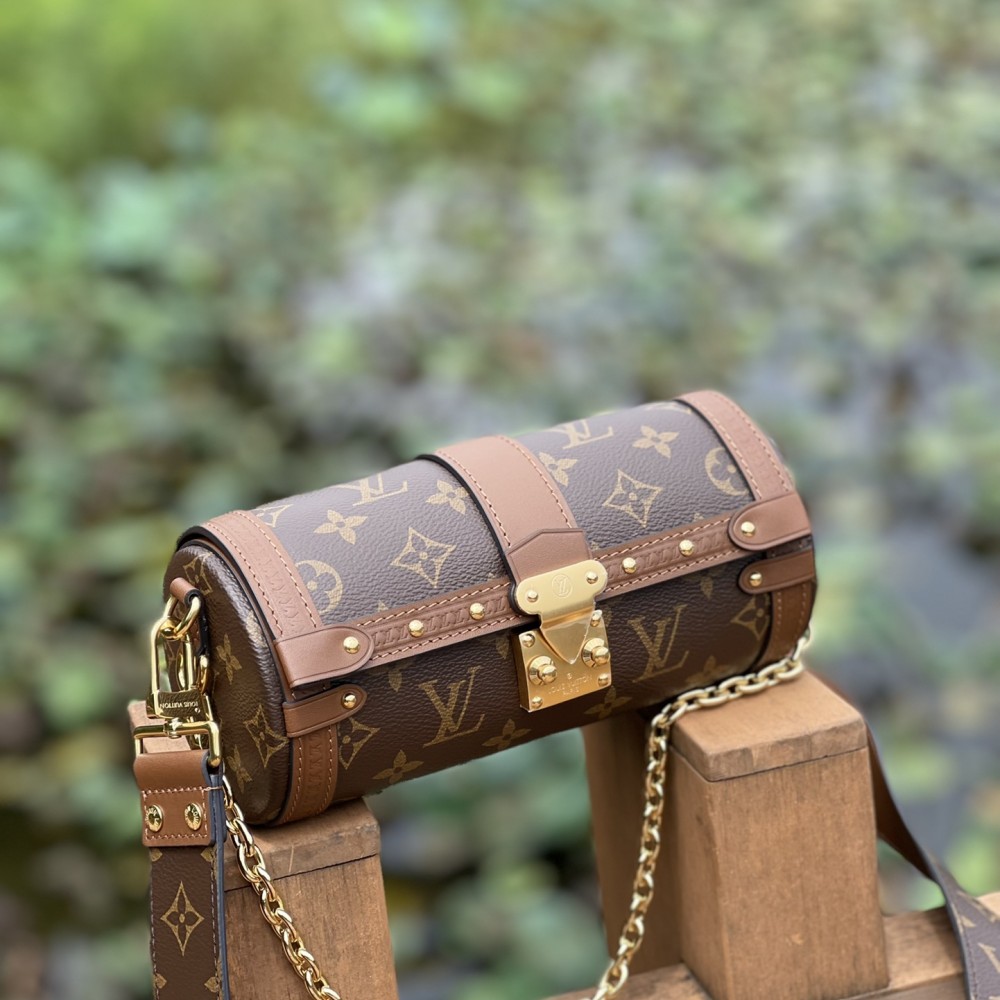 LOUIS VUITTON Papillon Trunk Monogram
