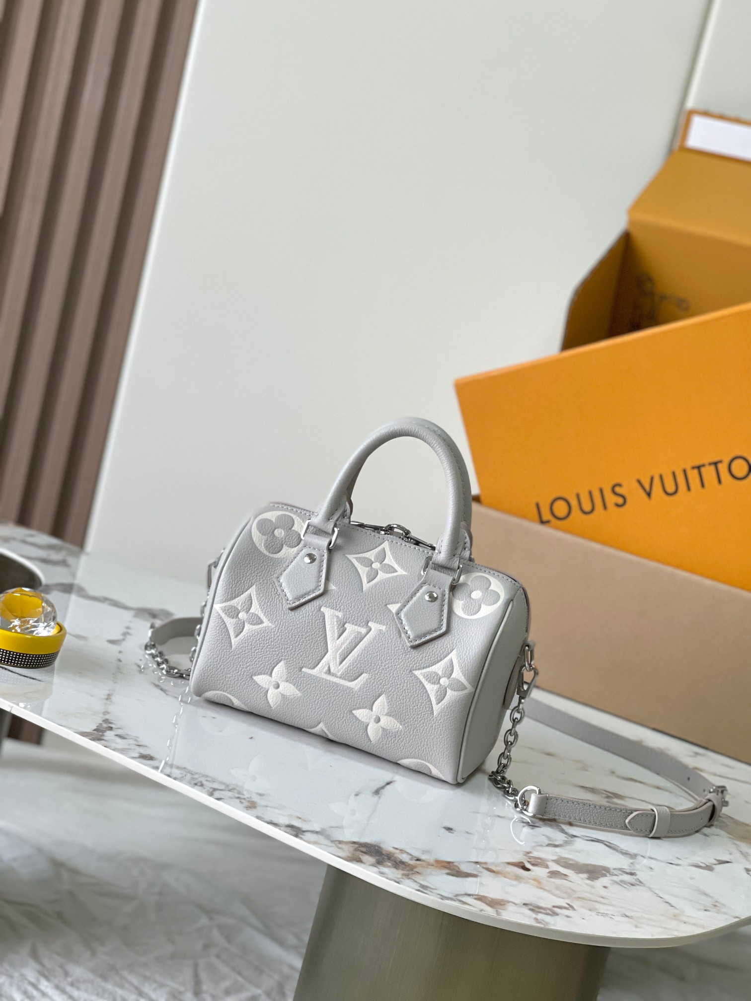 LOUIS VUITTON Speedy Bandoulière 20 Mastic Other Monogram Canvas LOUIS VUITTON Speedy Bandoulière 20 Mastic Other Monogram Canvas
