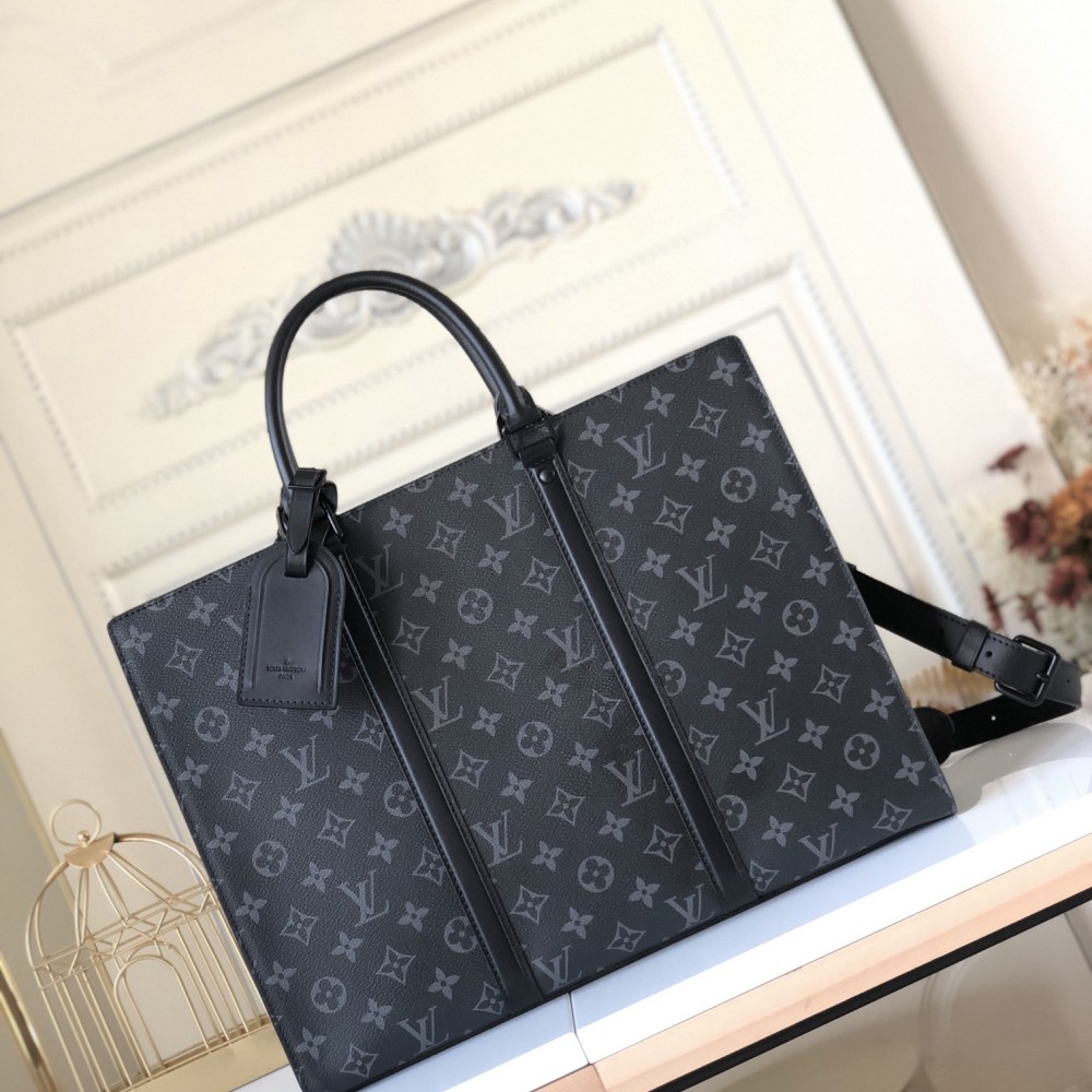 LOUIS VUITTON Sac Plat Horizontal Zippe Eclipse Monogram Eclipse