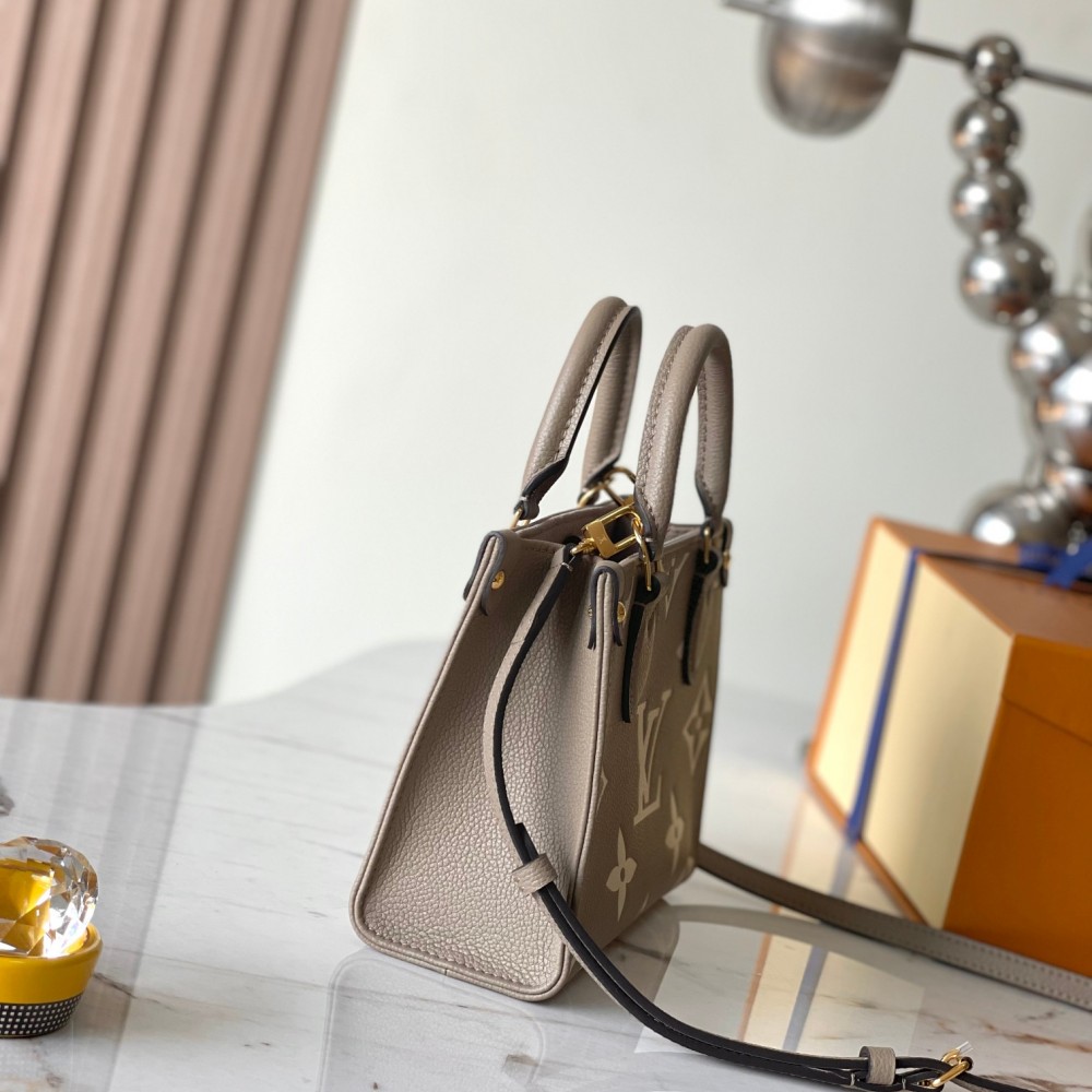 LOUIS VUITTON Onthego BB Bicolore Tourterelle  Creme Monogram Empreinte