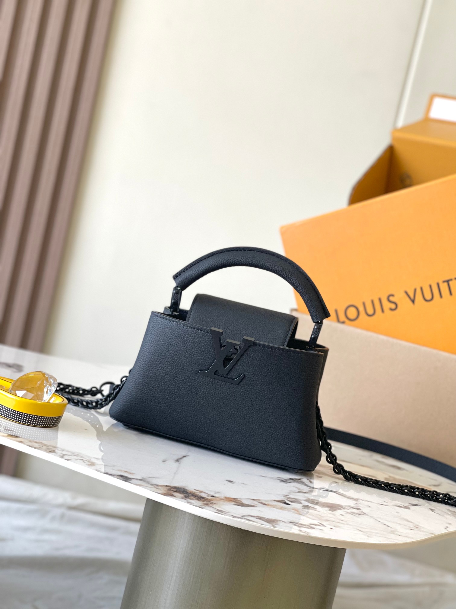 LOUIS VUITTON Carryall Mini BB Monogram LOUIS VUITTON Carryall Mini BB Monogram