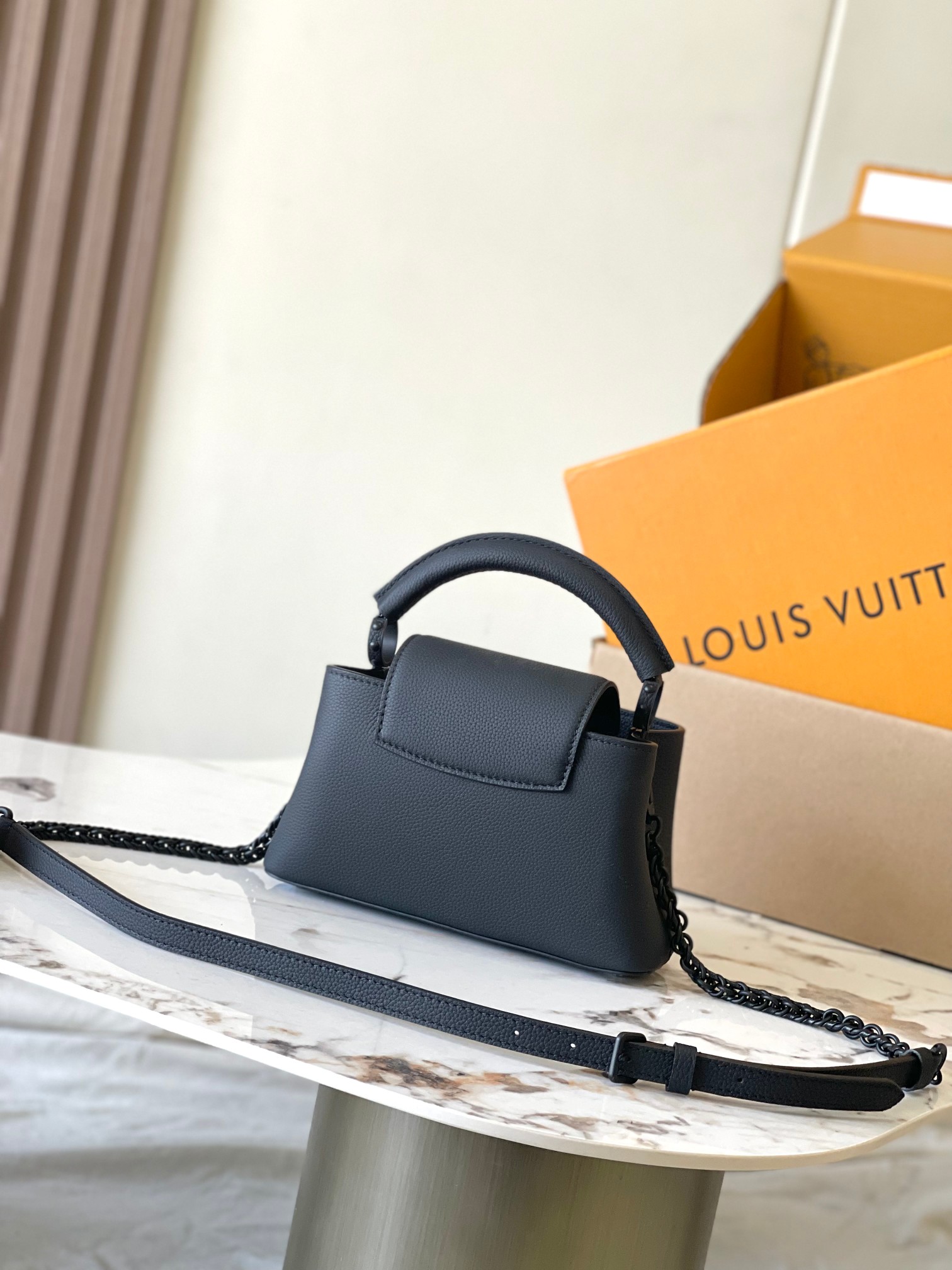 LOUIS VUITTON Carryall Mini BB Monogram LOUIS VUITTON Carryall Mini BB Monogram