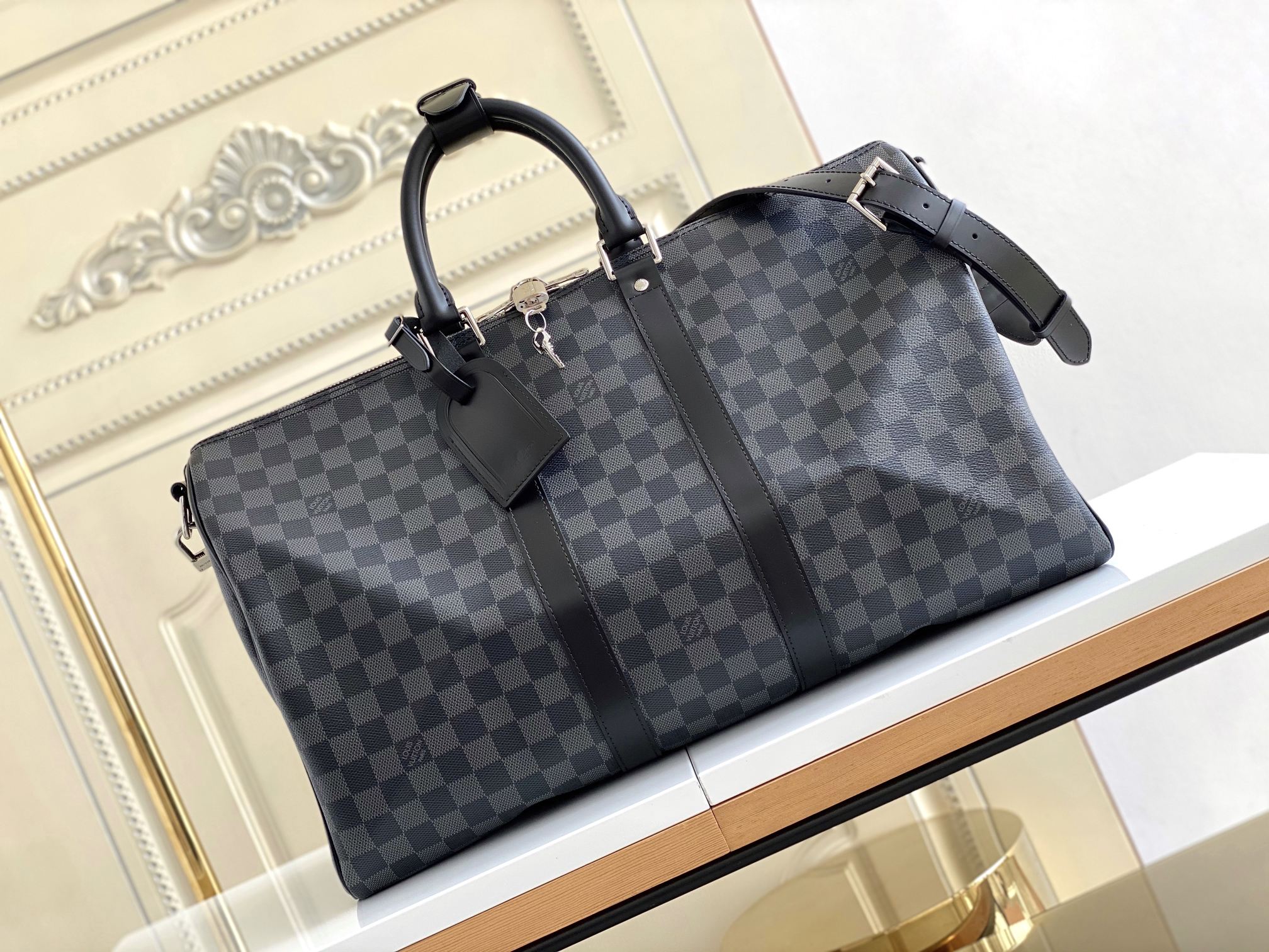 LOUIS VUITTON Keepall Bandoulière 45 Grey Monogram Eclipse LOUIS VUITTON Keepall Bandoulière 45 Grey Monogram Eclipse