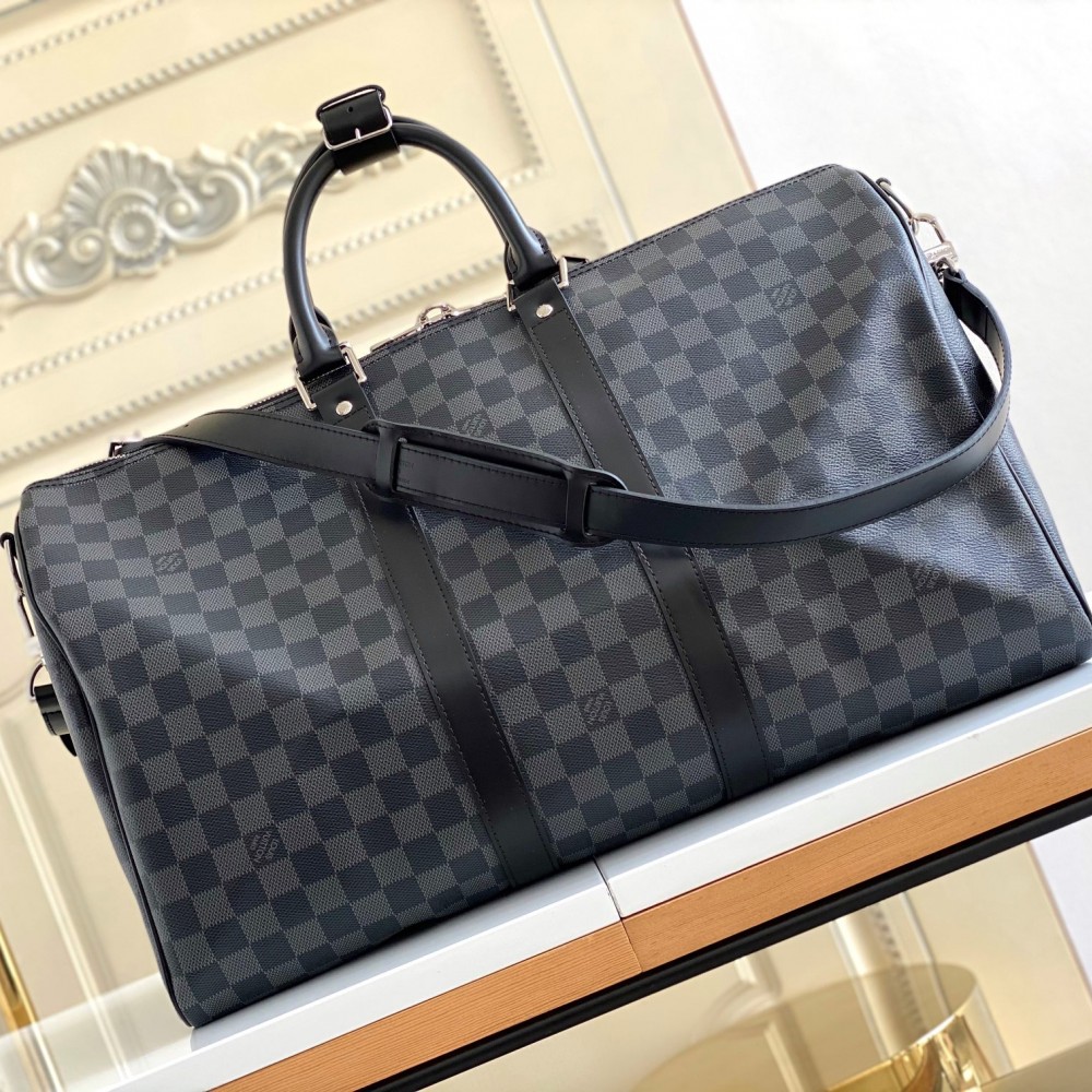 LOUIS VUITTON Keepall Bandoulière 45 Grey Monogram Eclipse