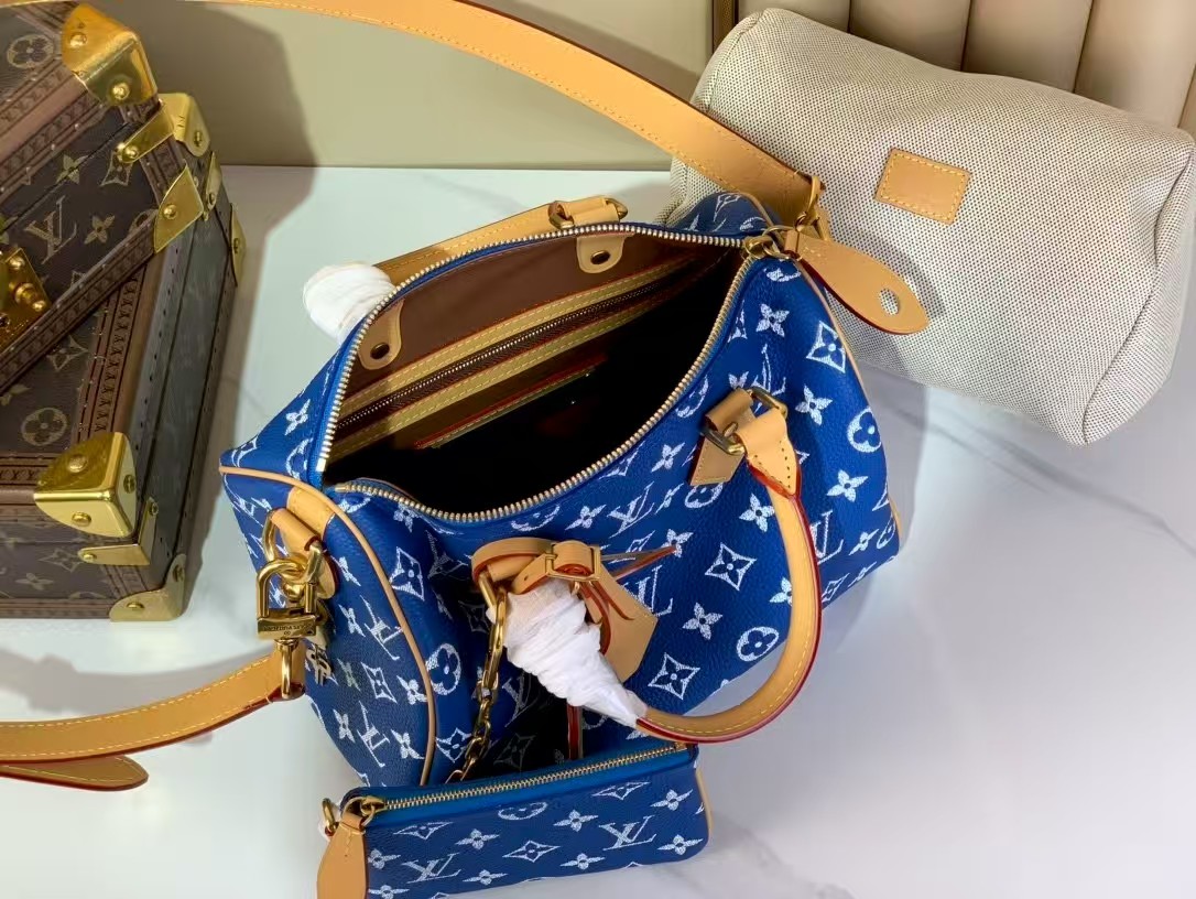 LOUIS VUITTON Speedy P9 Bandoulière 25 Autres Cuirs Monogram Dark Blue LOUIS VUITTON Speedy P9 Bandoulière 25 Autres Cuirs Monogram Dark Blue