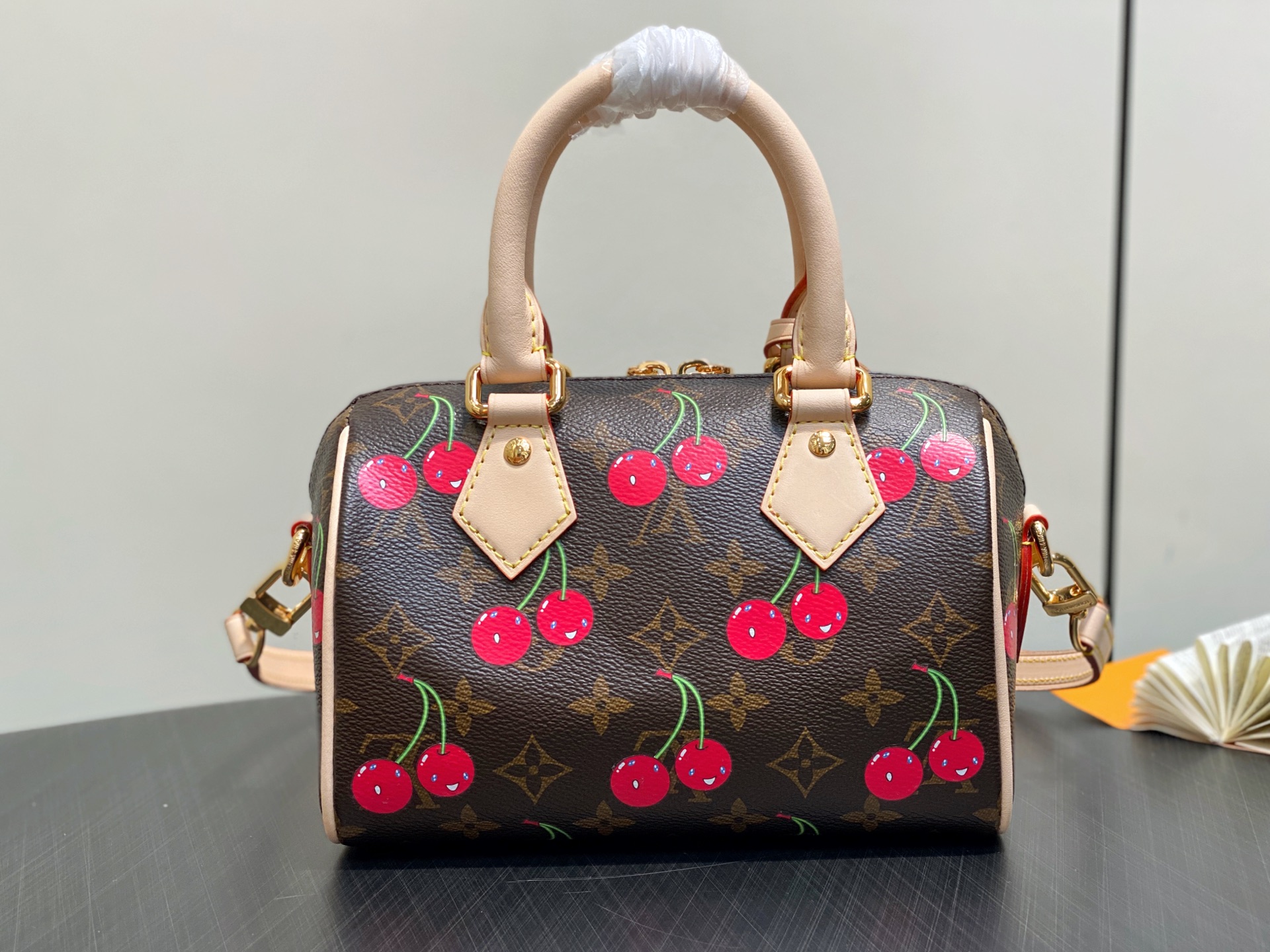 LOUIS VUITTON LV X TM Monogram Cerises Speedy Bandoulière 20 LOUIS VUITTON LV X TM Monogram Cerises Speedy Bandoulière 20