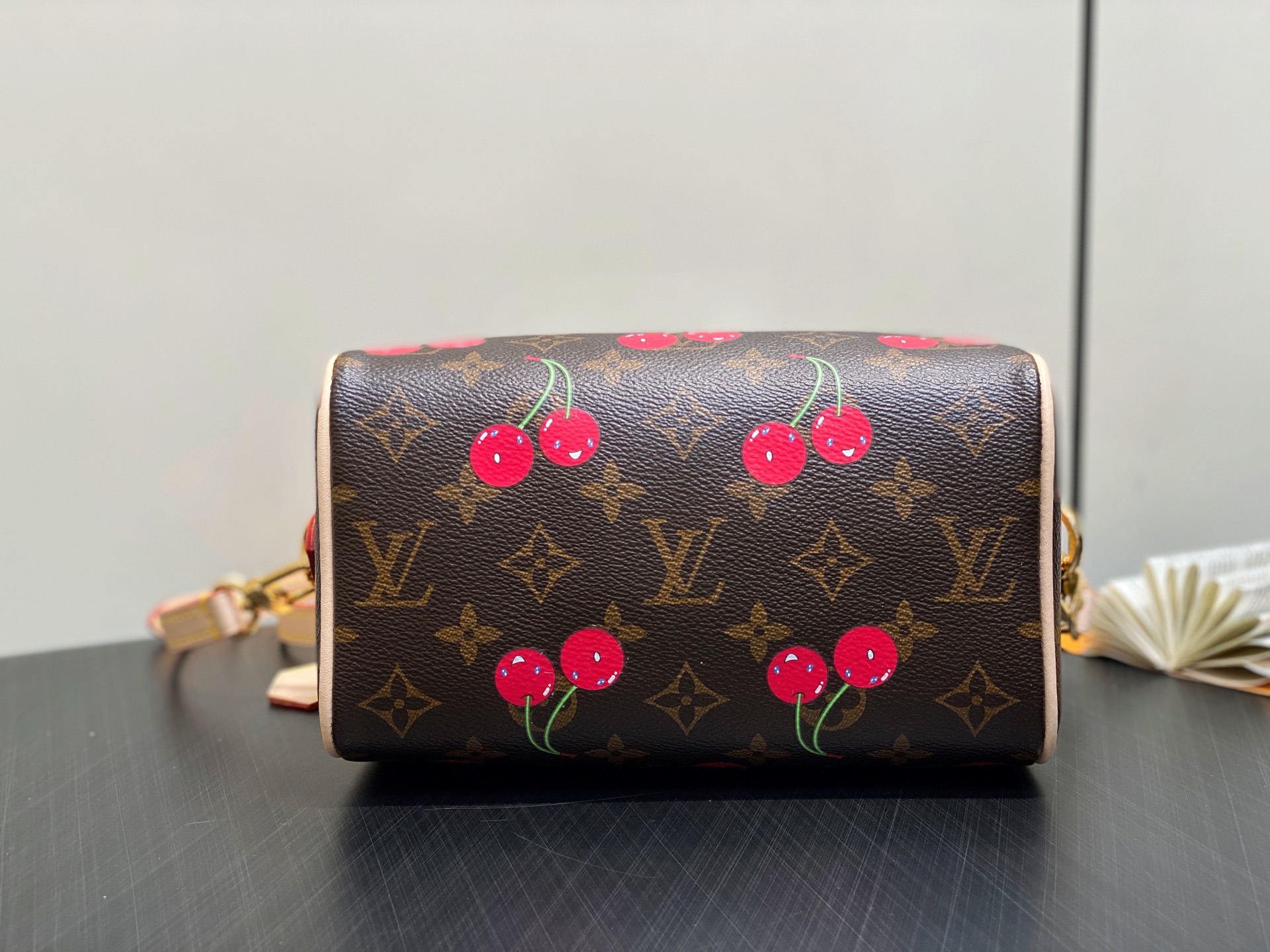 LOUIS VUITTON LV X TM Monogram Cerises Speedy Bandoulière 20 LOUIS VUITTON LV X TM Monogram Cerises Speedy Bandoulière 20