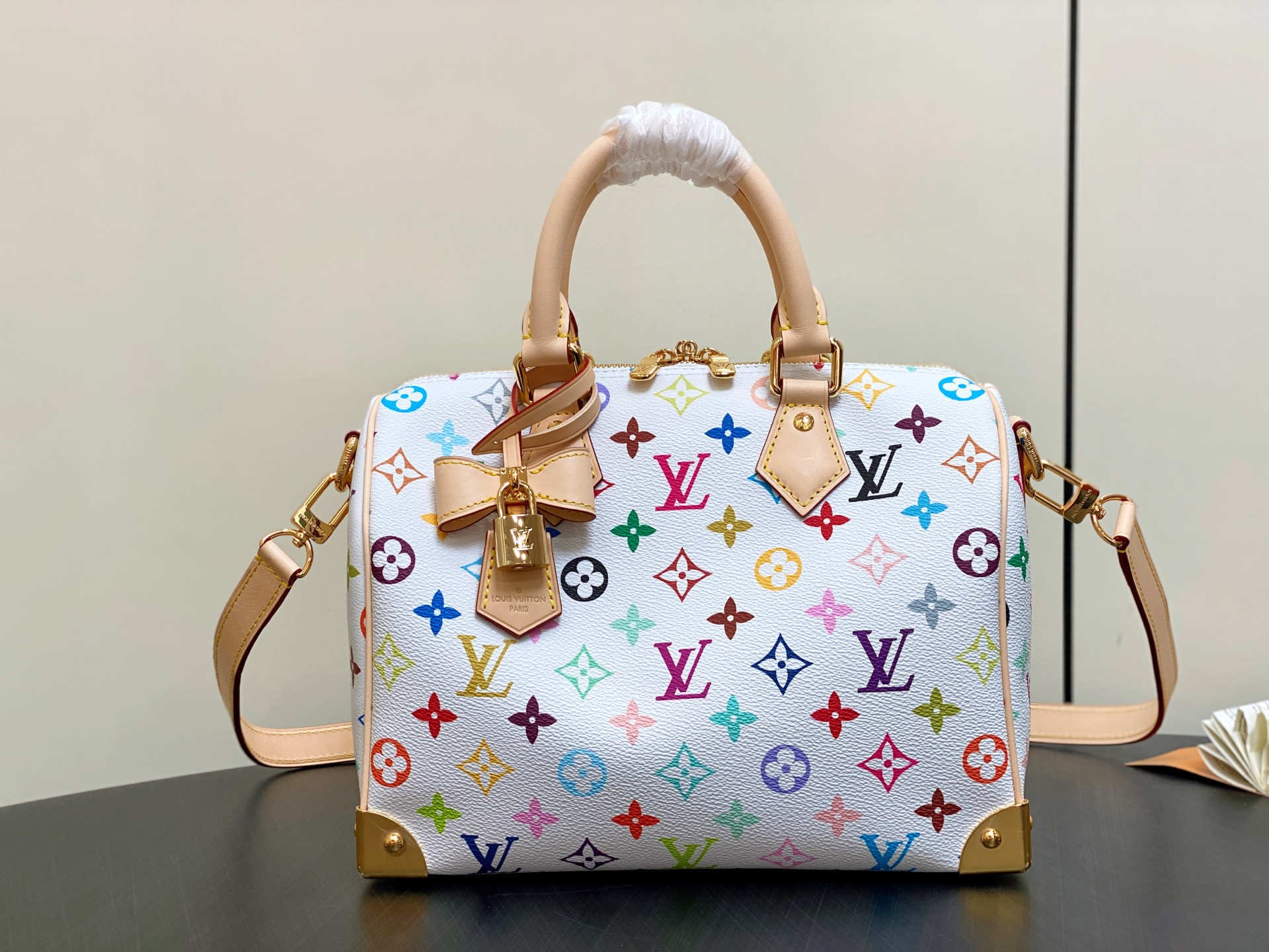 Louis Vuitton Takashi Murakami White Multicolor Nano Monogram Speedy Bandoulière 25 Louis Vuitton Takashi Murakami White Multicolor Nano Monogram Speedy Bandoulière 25