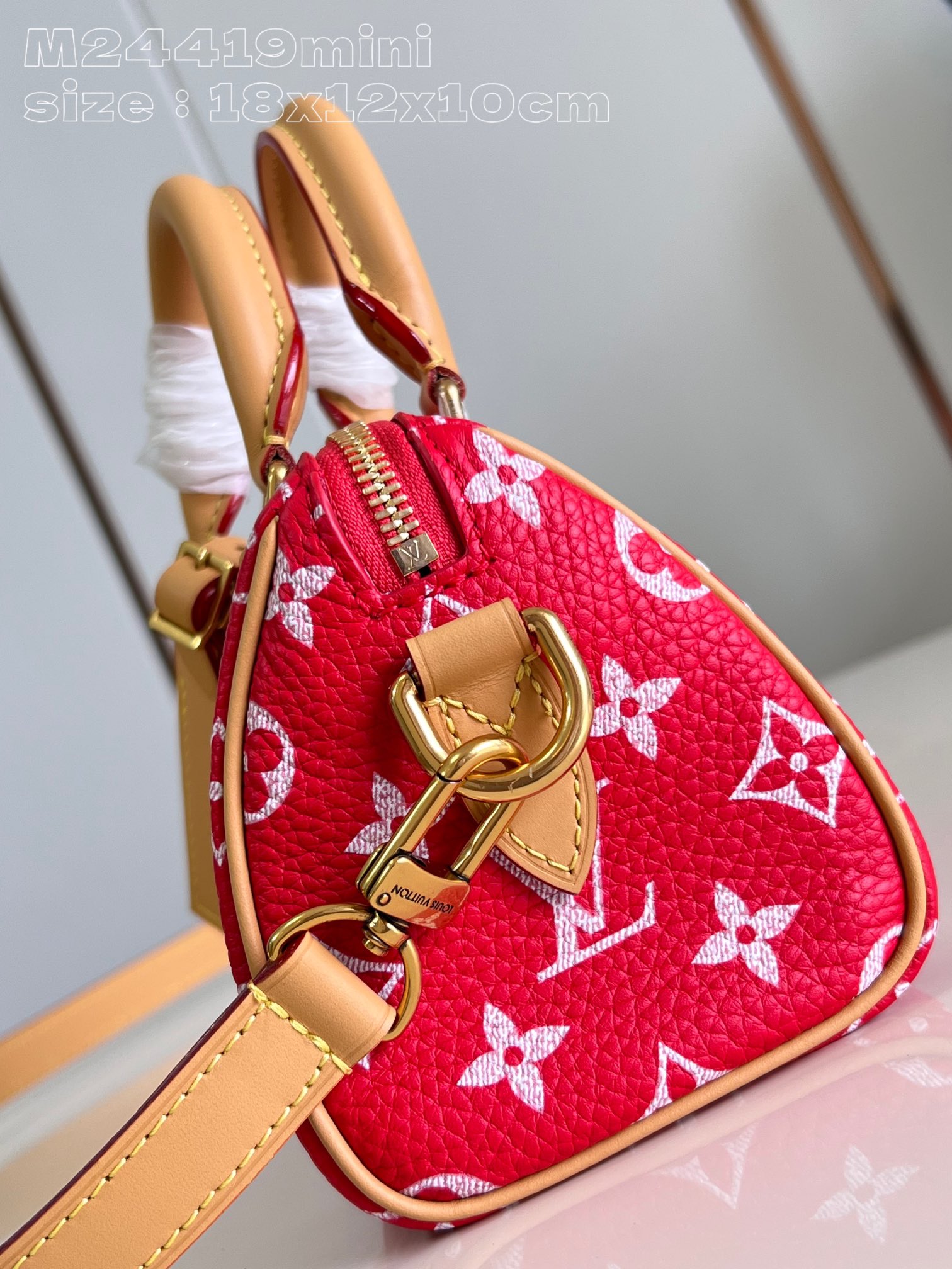 Louis Vuitton Calfskin Monogram Speedy P9 Bandouliere 18 Red Louis Vuitton Calfskin Monogram Speedy P9 Bandouliere 18 Red