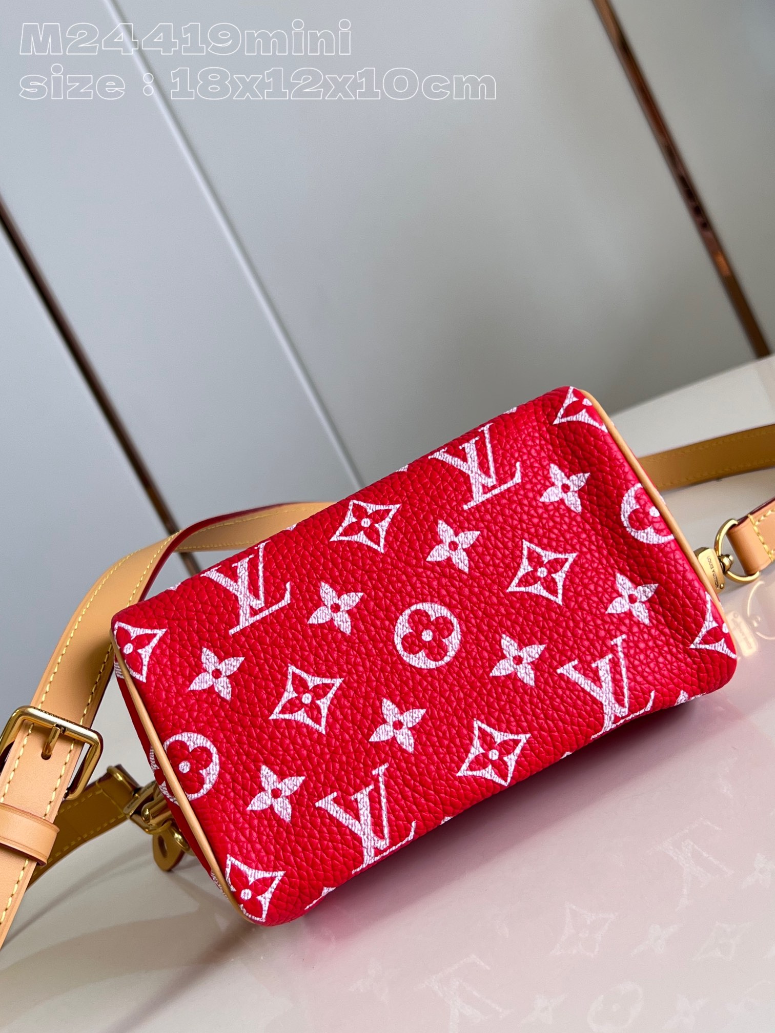 Louis Vuitton Calfskin Monogram Speedy P9 Bandouliere 18 Red Louis Vuitton Calfskin Monogram Speedy P9 Bandouliere 18 Red