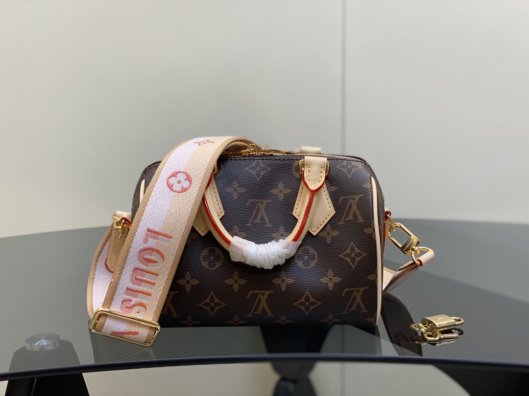 Louis Vuitton Speedy Bandoulière 20 Monogram Pink shoulder strap Louis Vuitton Speedy Bandoulière 20 Monogram Pink shoulder strap