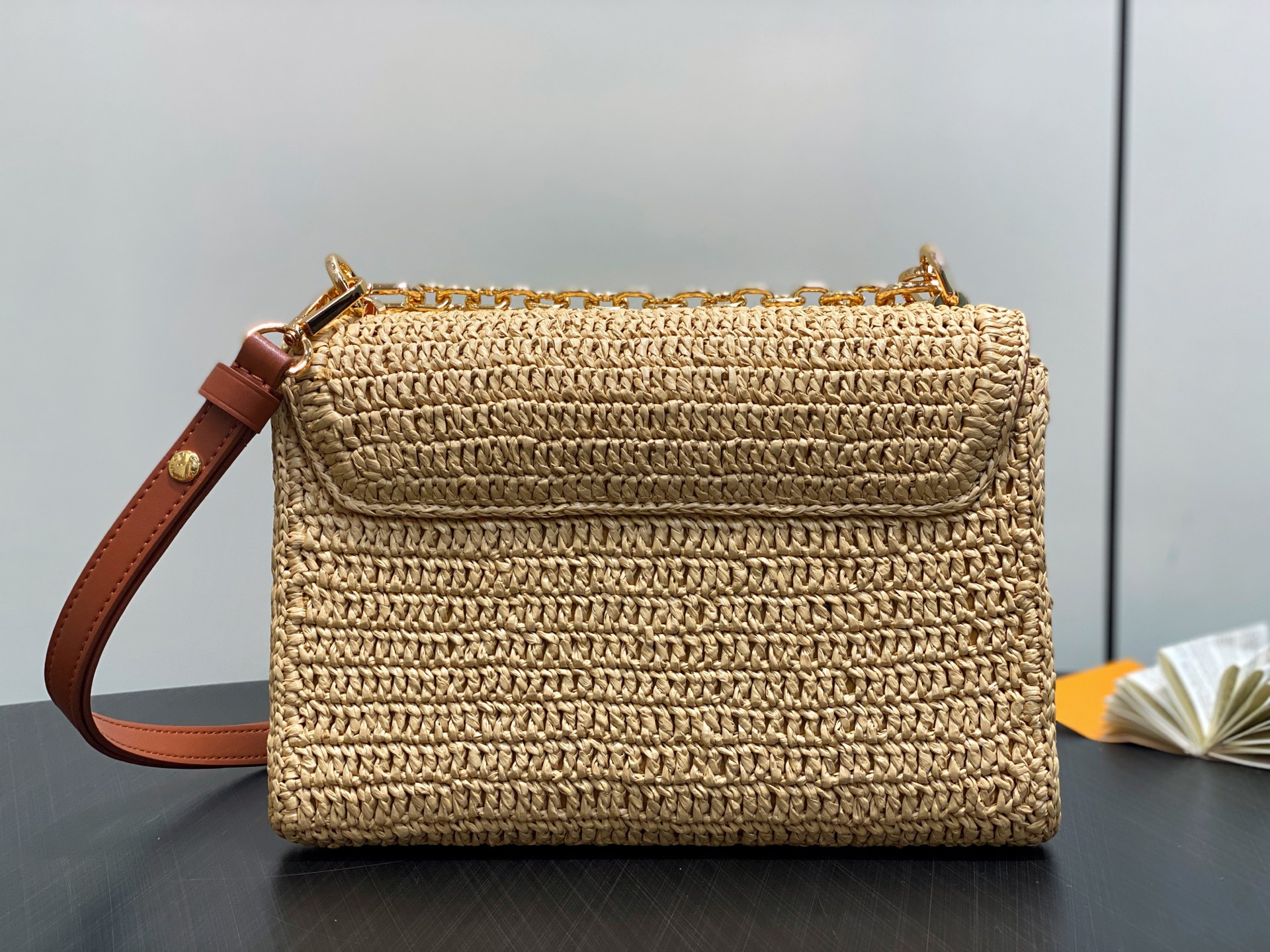 Louis Vuitton Twist Slim